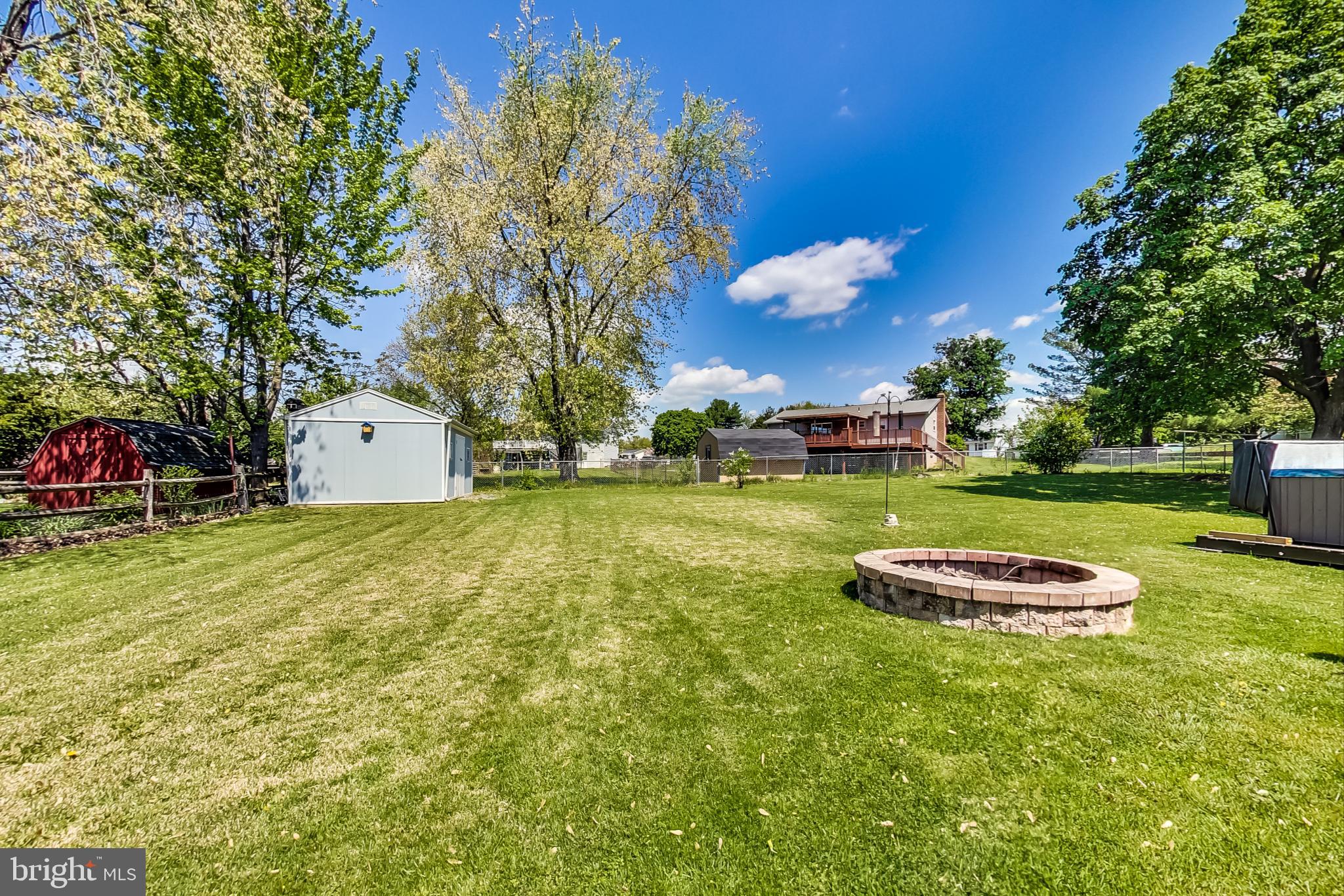 CRESTVIEW ESTATES - Residential