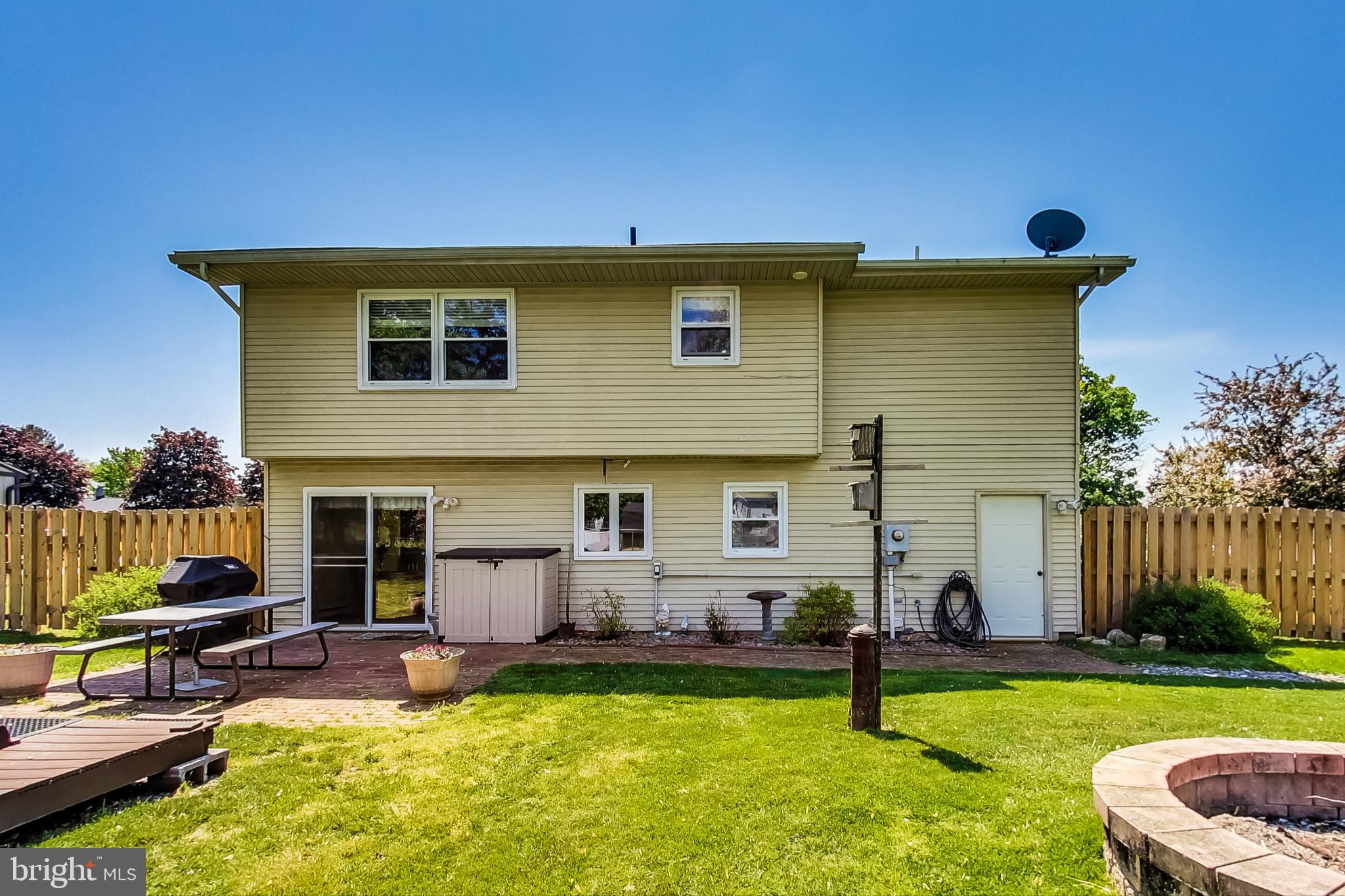 CRESTVIEW ESTATES - Residential