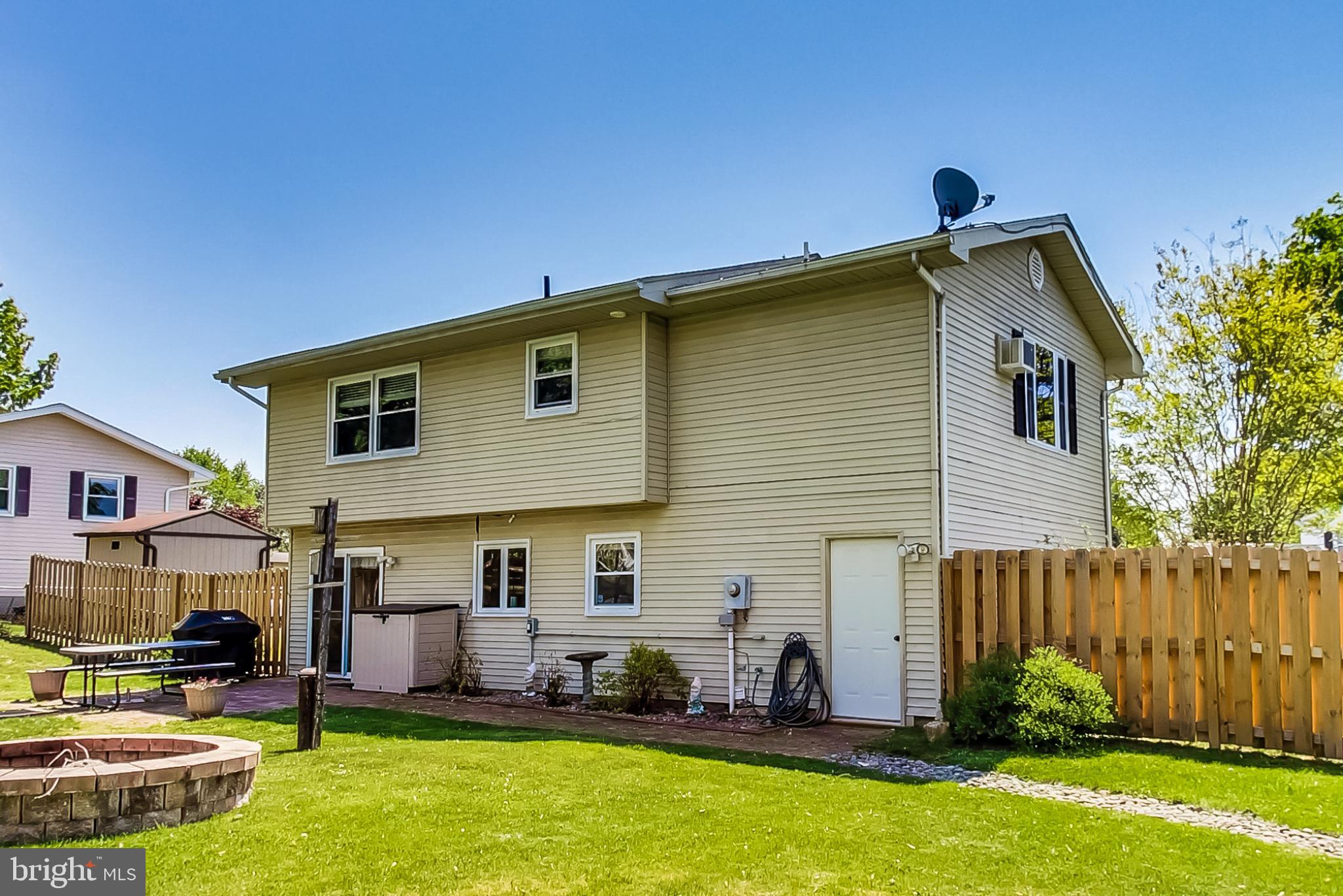 CRESTVIEW ESTATES - Residential