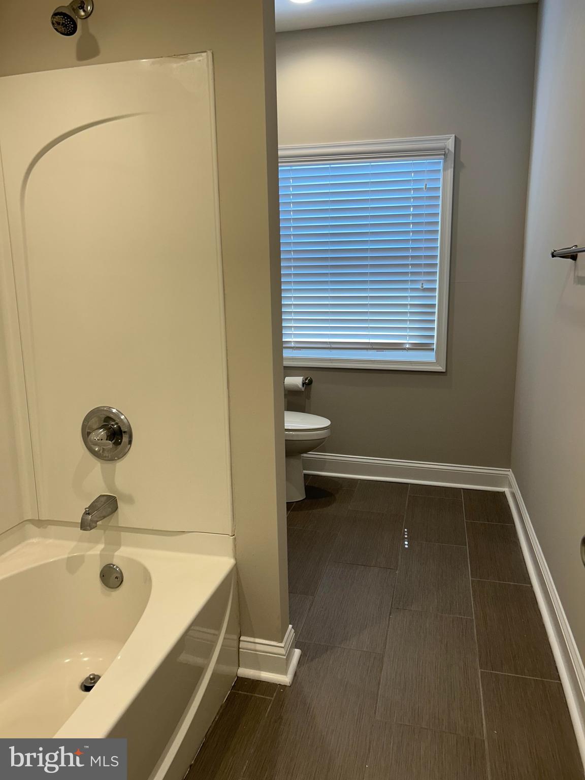 JENKINTOWN - Commercial Sale