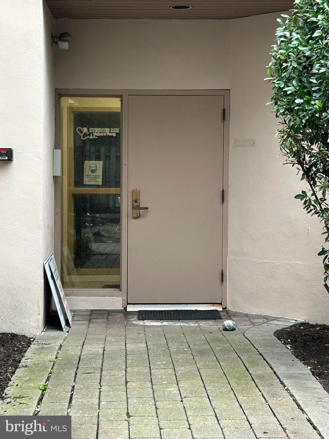 114 YORK ROAD