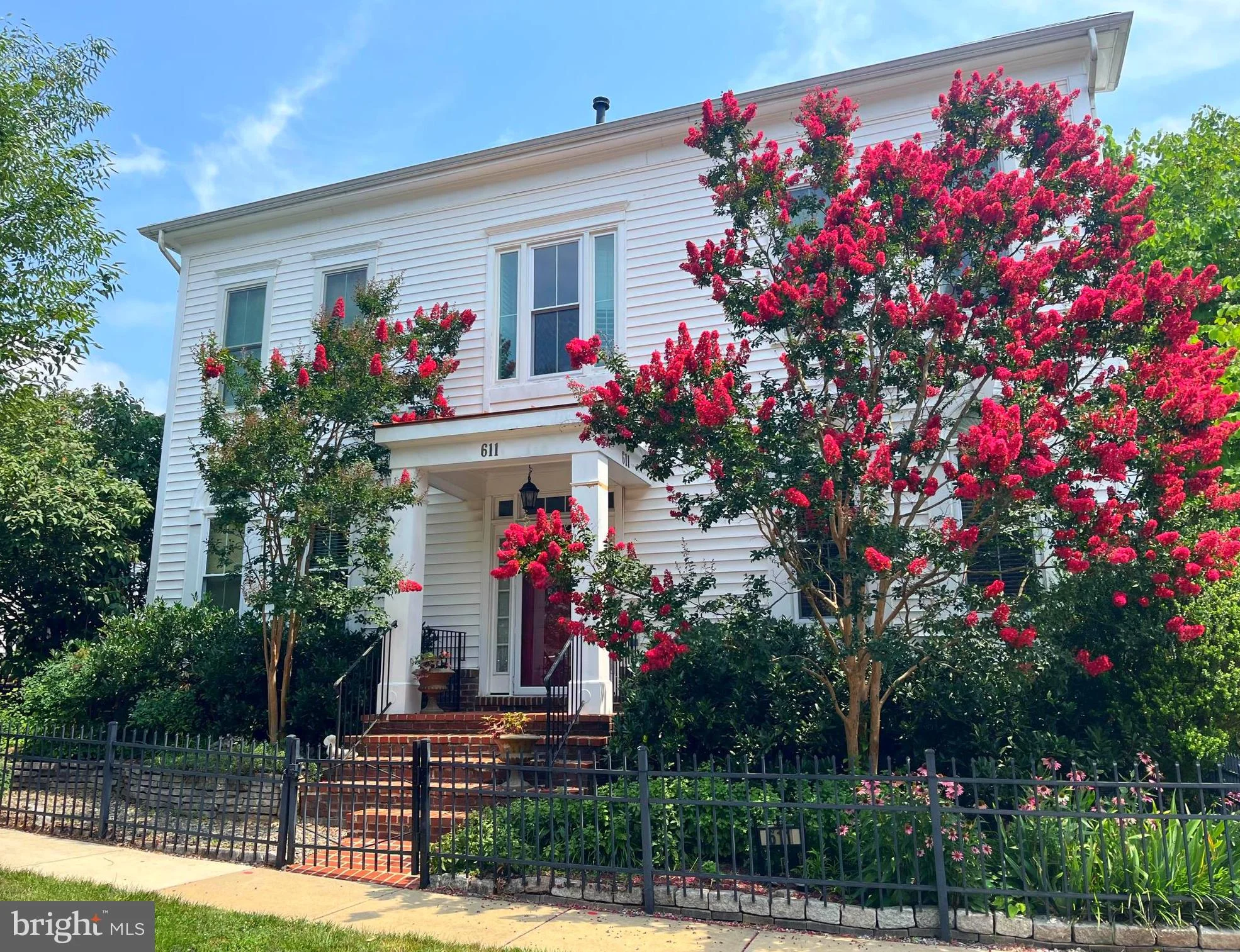 611 Pleasant Drive, Rockville, MD 20850
