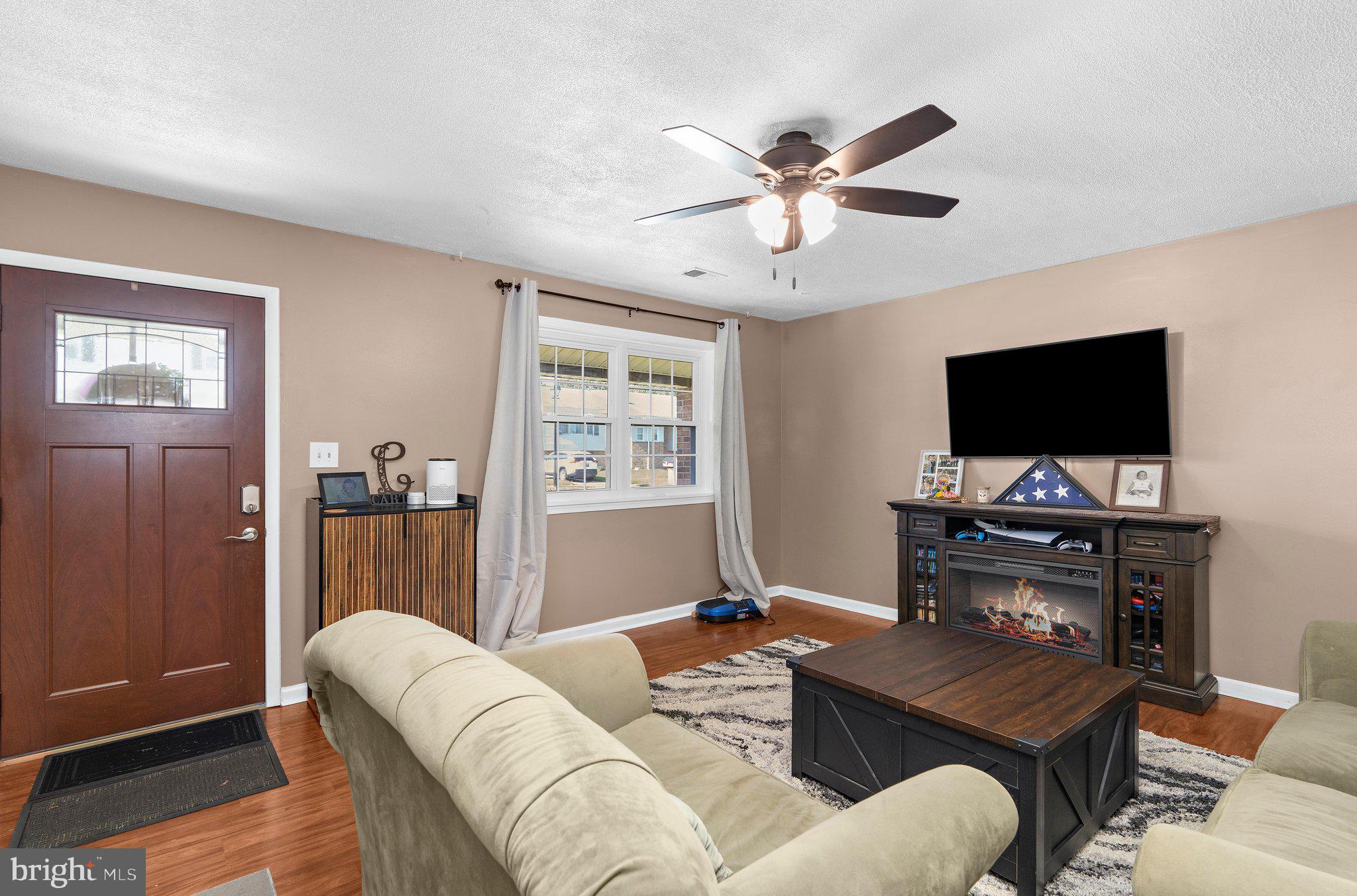 1085 FITZ COURT