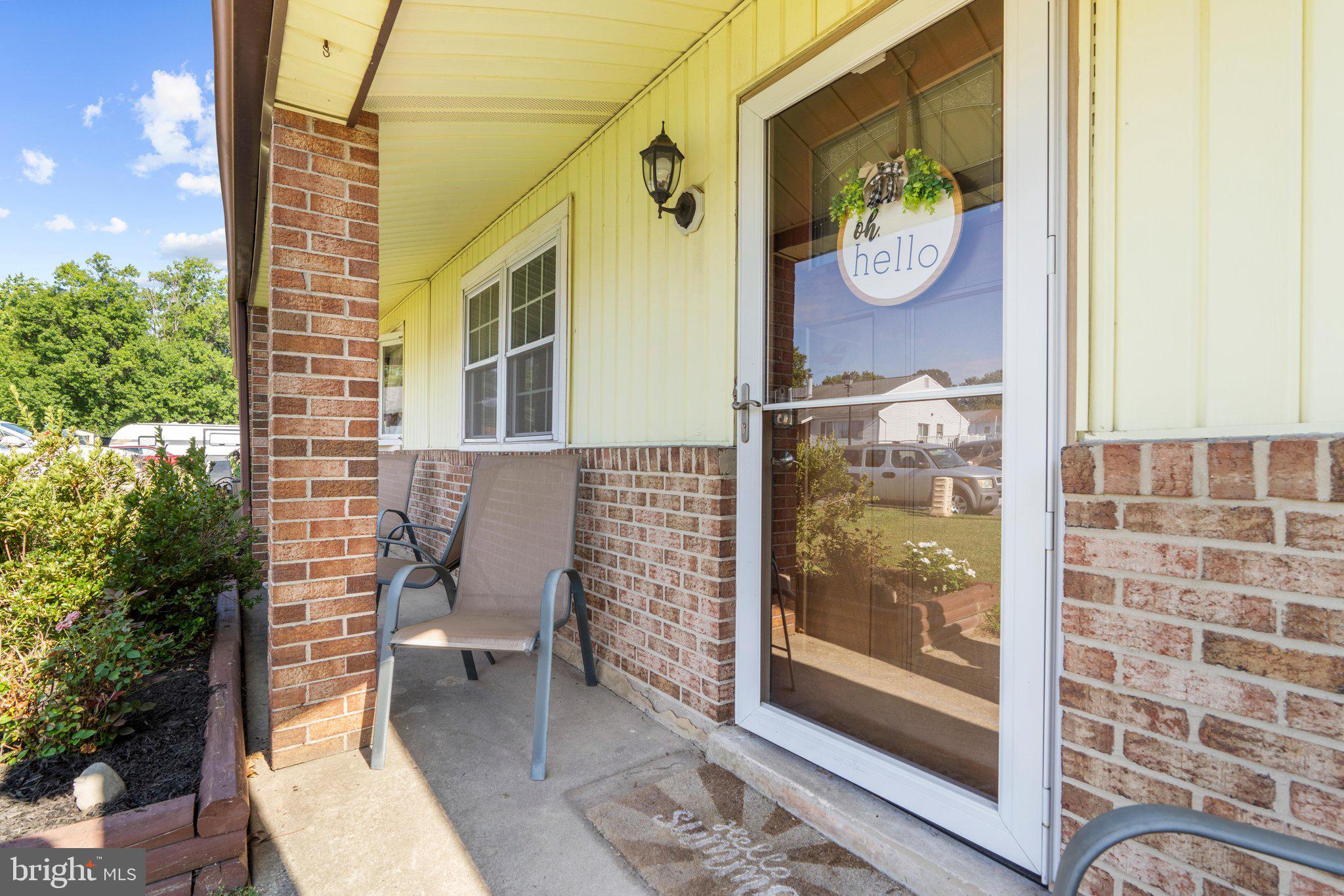 1085 FITZ COURT