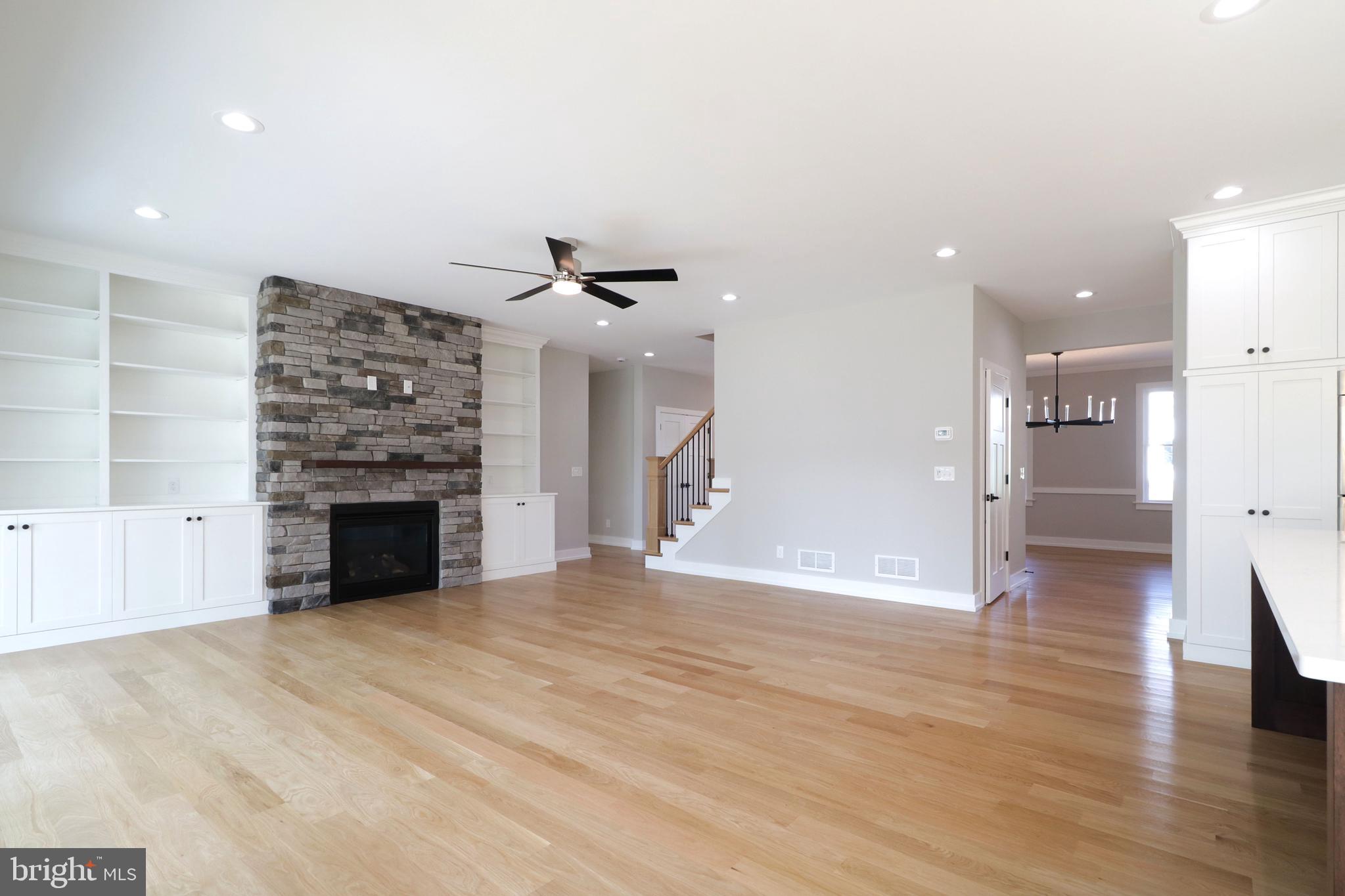 STEARNS CROSSING - Residential