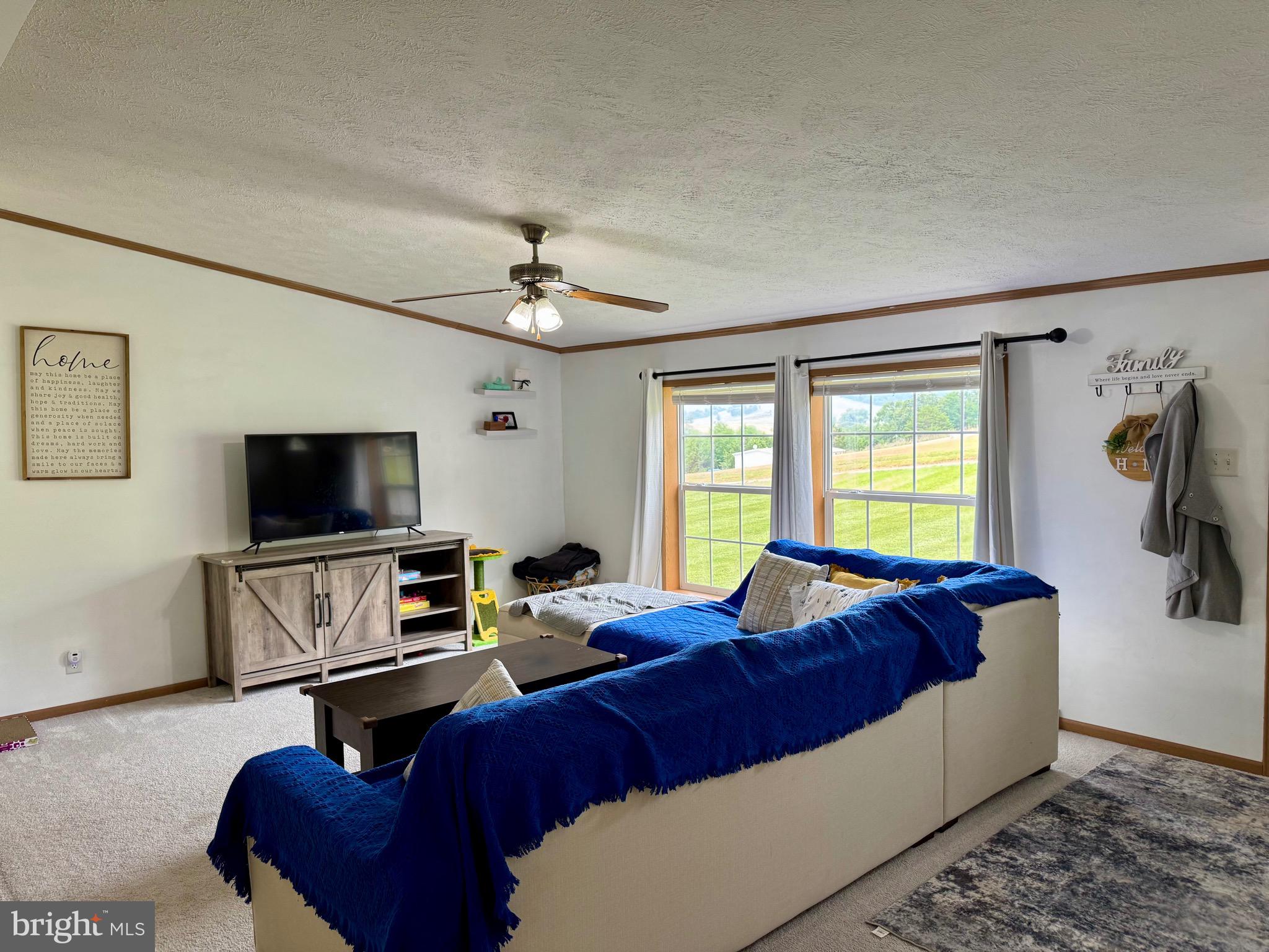 HIGH POINT - Residential