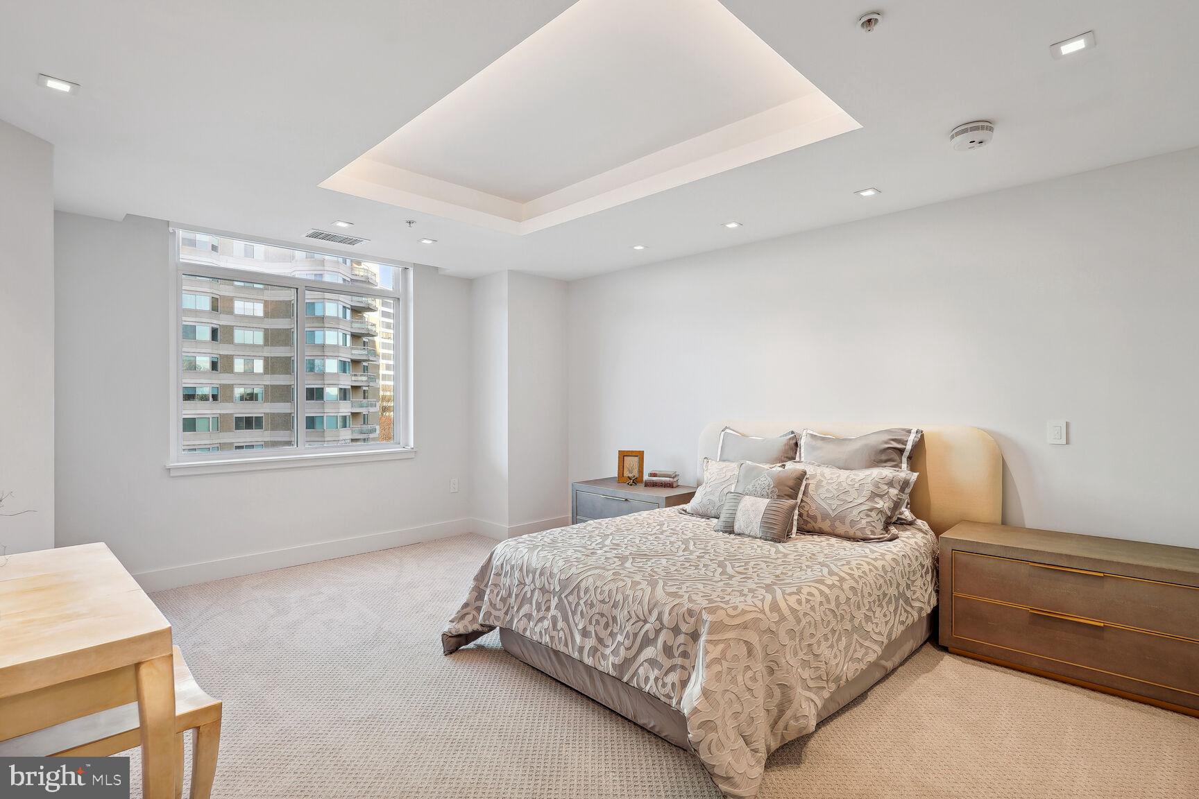 SOMERSET HOUSE CONDOS - Residential