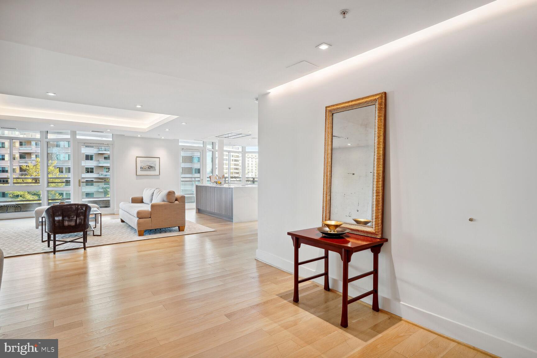 SOMERSET HOUSE CONDOS - Residential