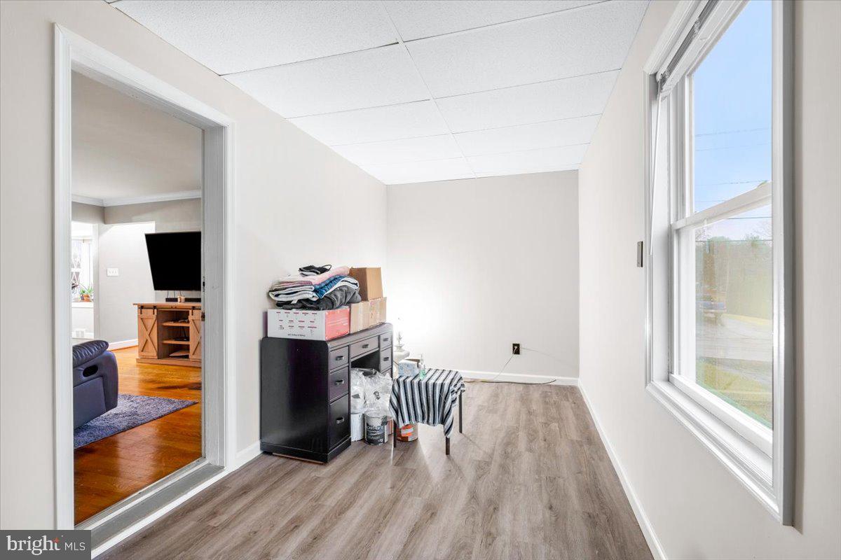 HALFWAY - Residential