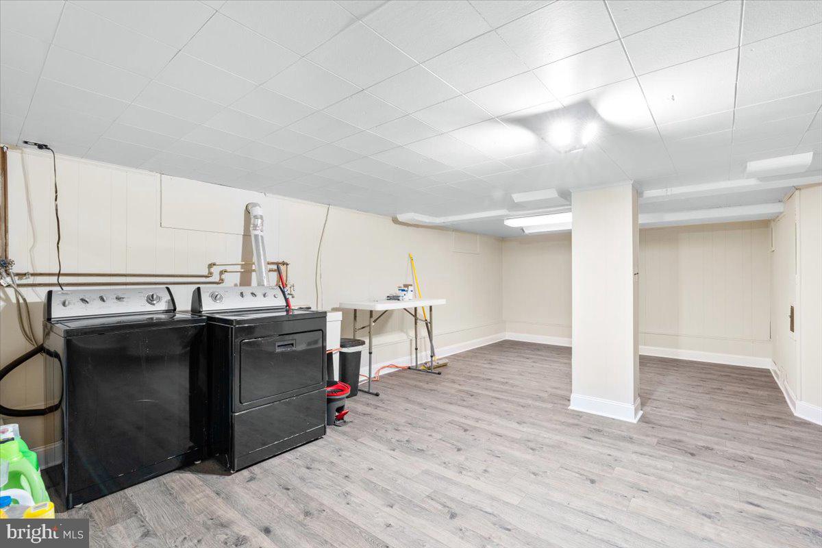 HALFWAY - Residential