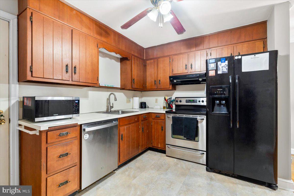 HALFWAY - Residential