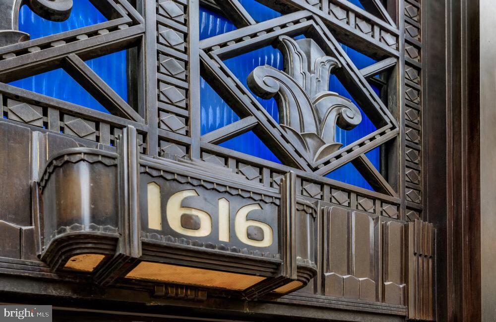 1616 WALNUT STREET 3B-2407