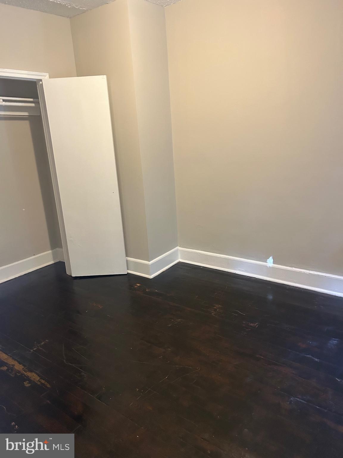 FALLSTAFF - Residential Lease
