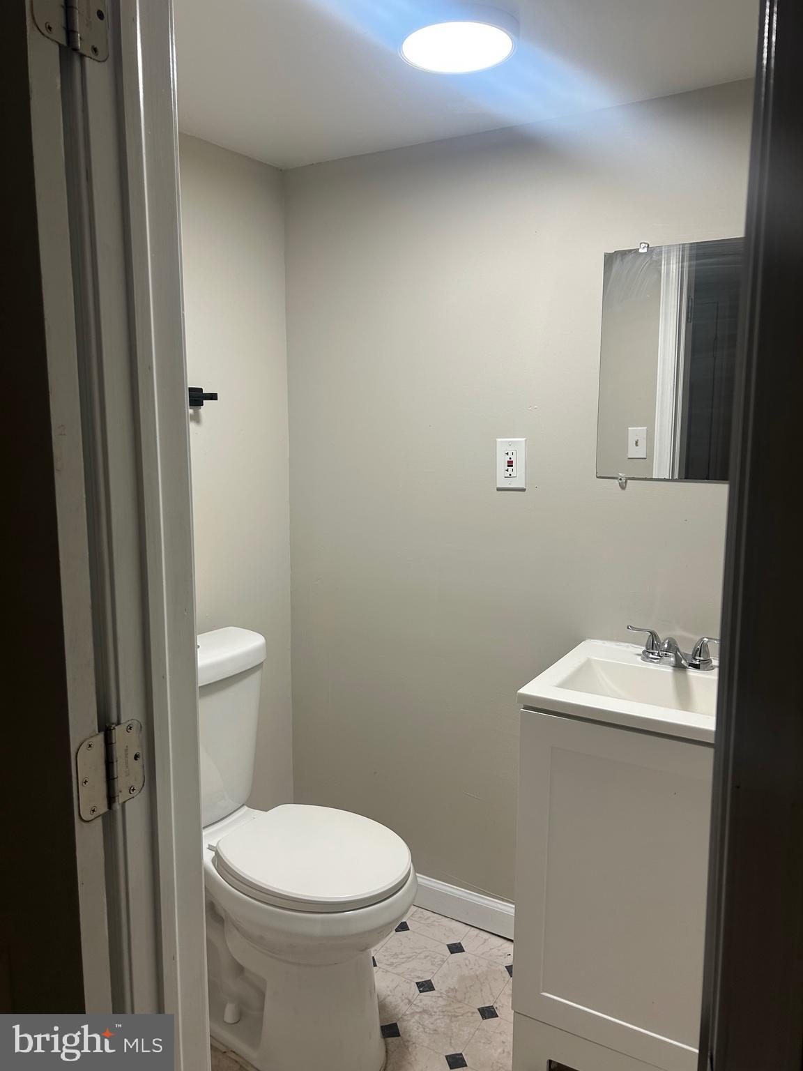 FALLSTAFF - Residential Lease