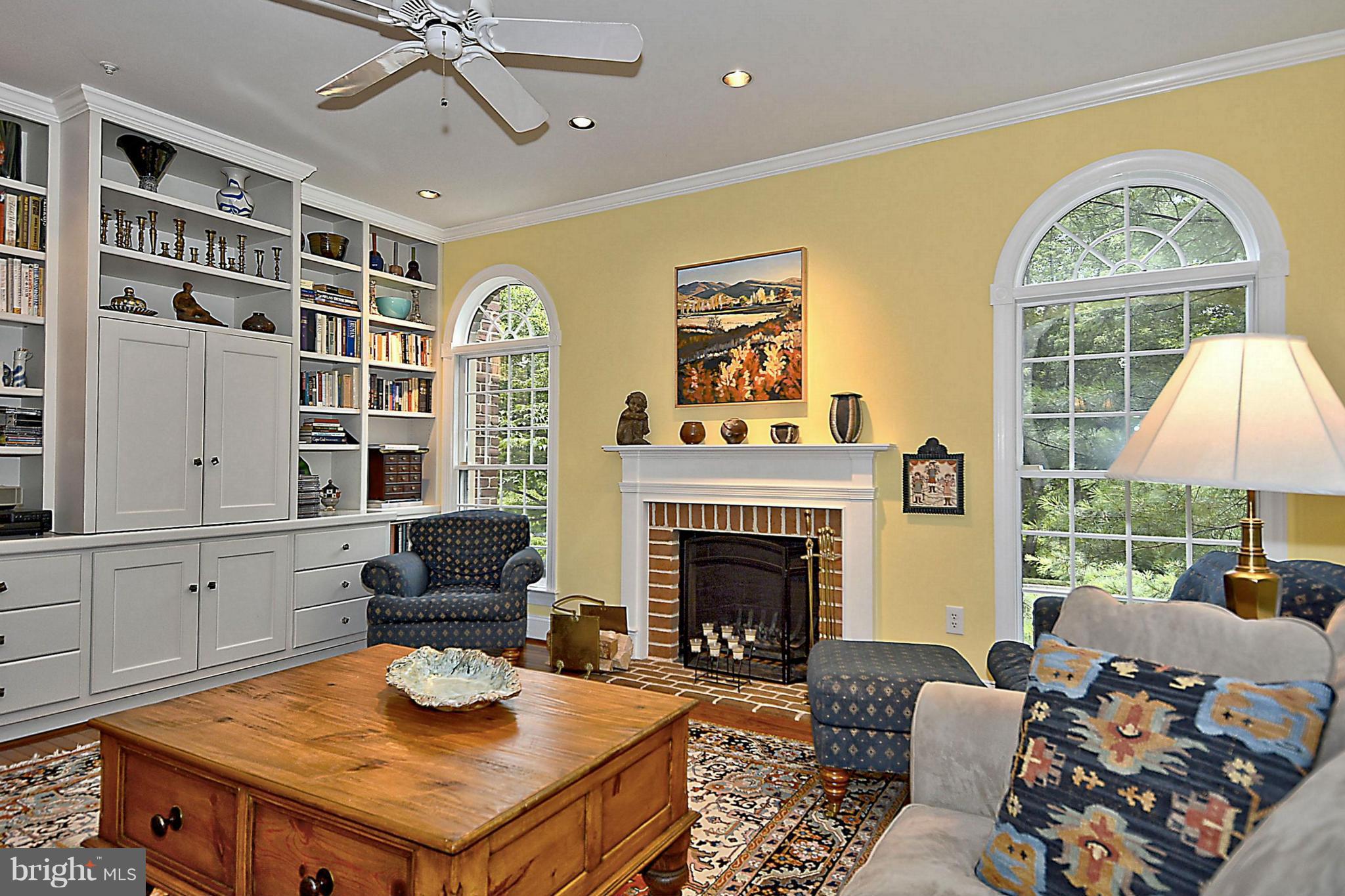 THE CLOISTERS AT CHARLES - Residential