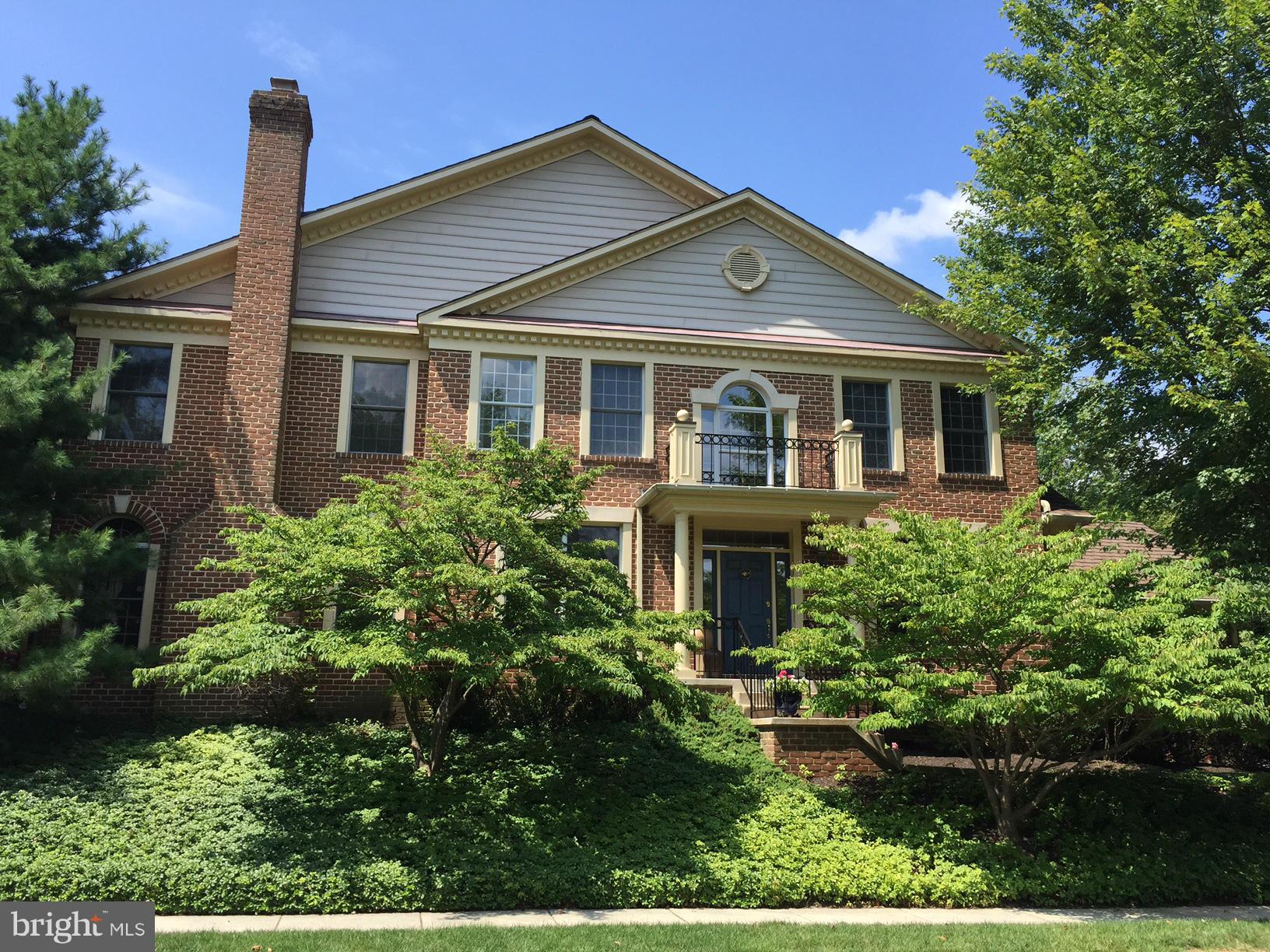 THE CLOISTERS AT CHARLES - Residential