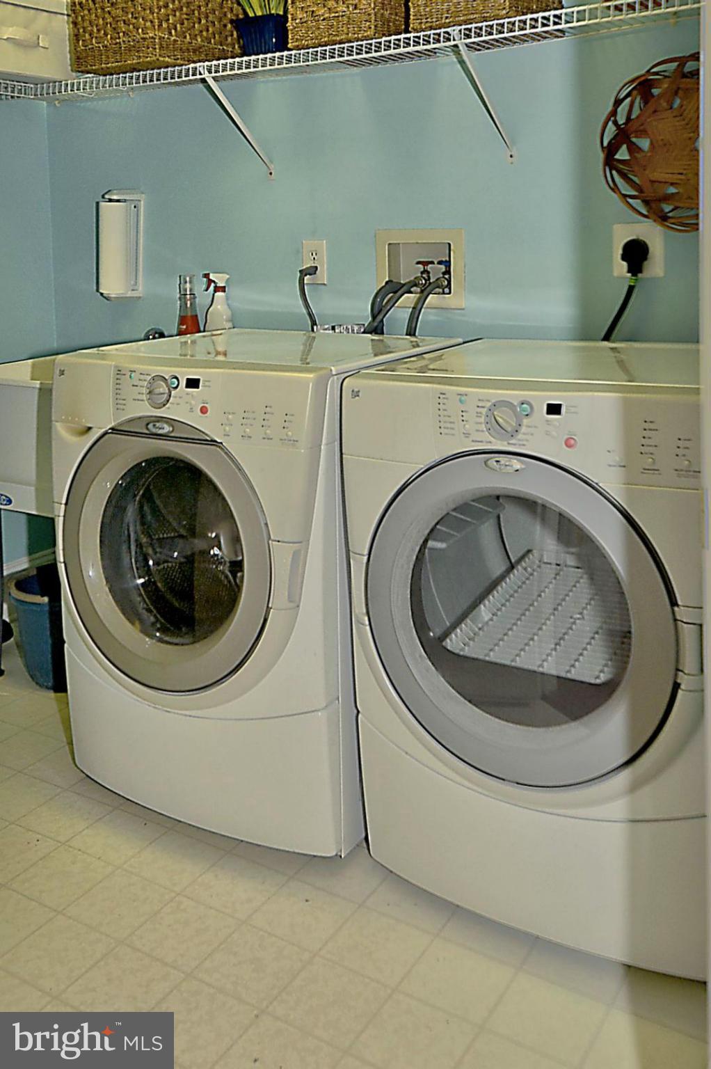 THE CLOISTERS AT CHARLES - Residential