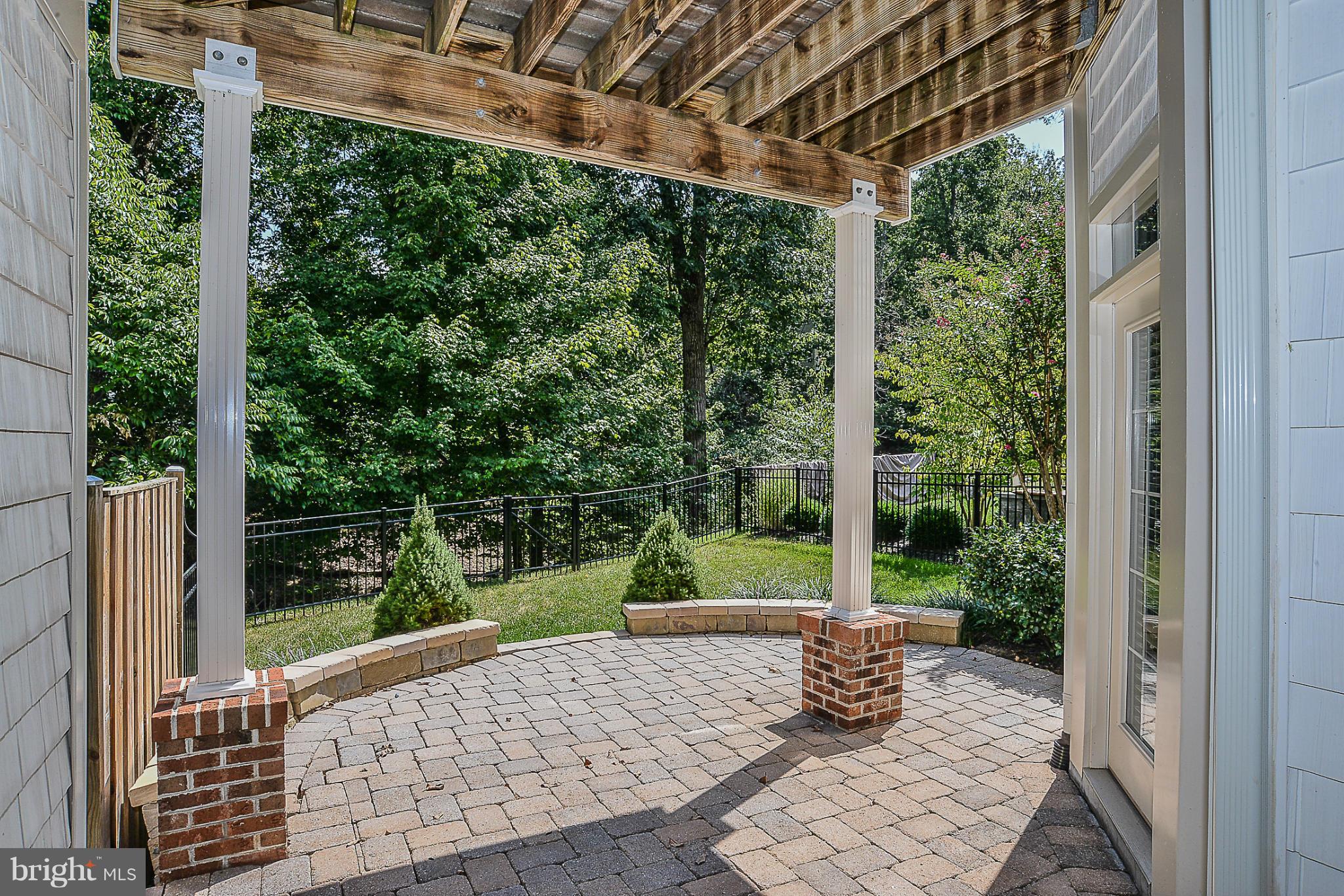 RIVER CREEK - Residential