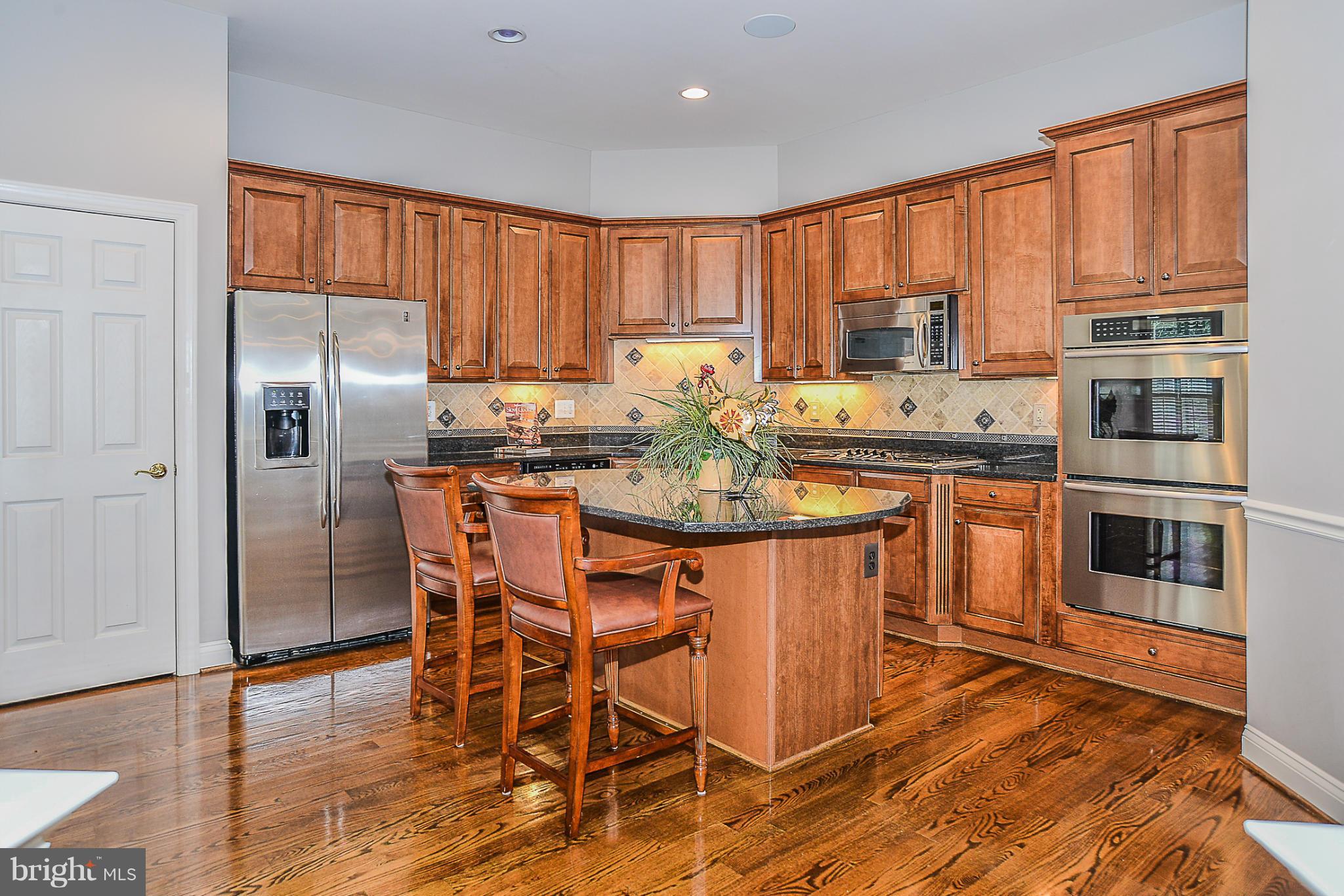 RIVER CREEK - Residential