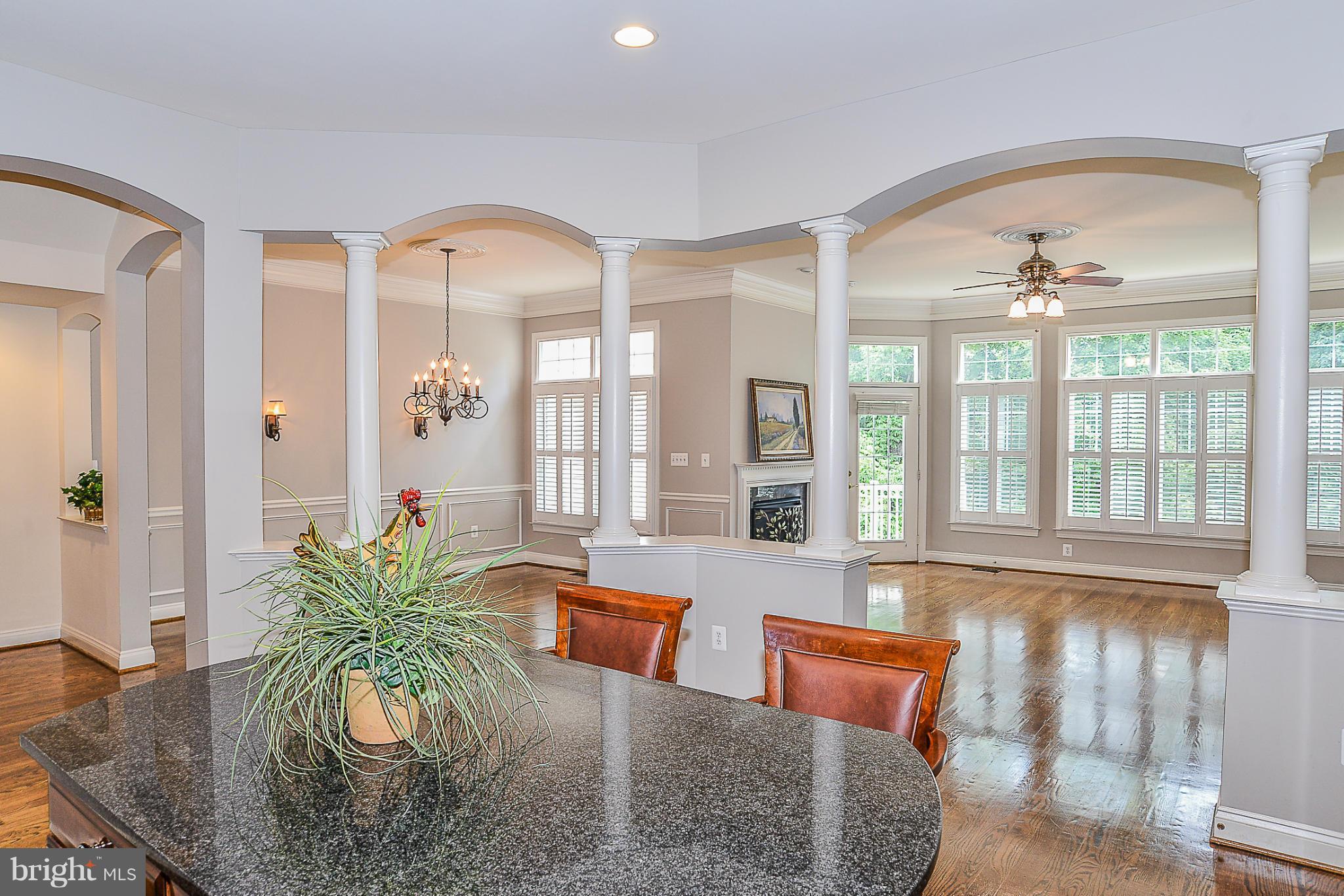 RIVER CREEK - Residential