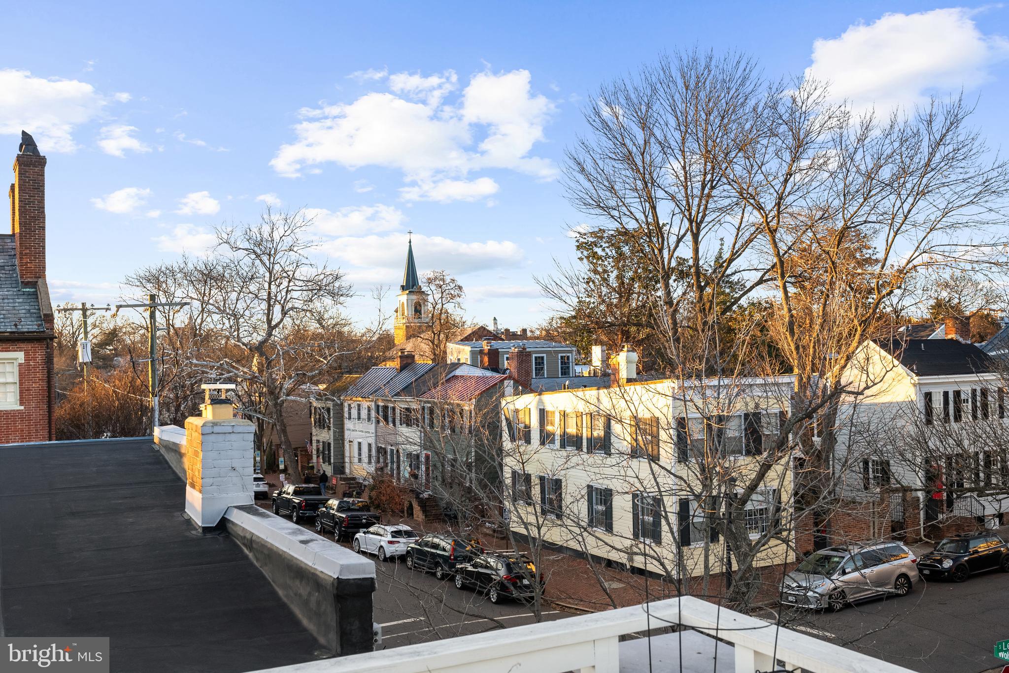 OLD TOWN ALEXANDRIA - Residential Lease