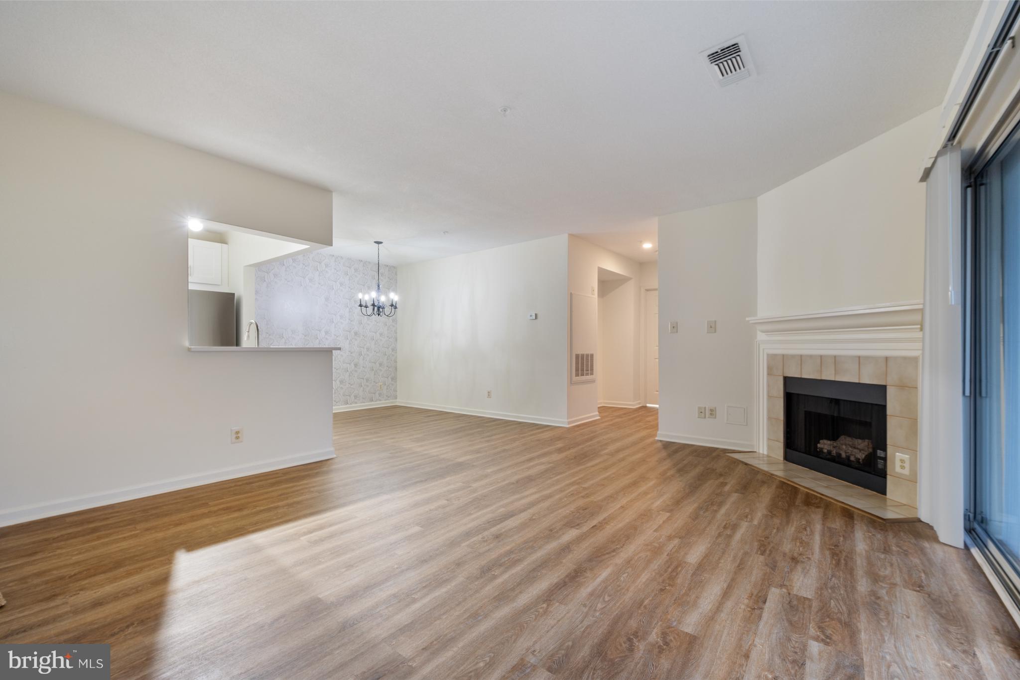 SOUTH GLEN - Residential