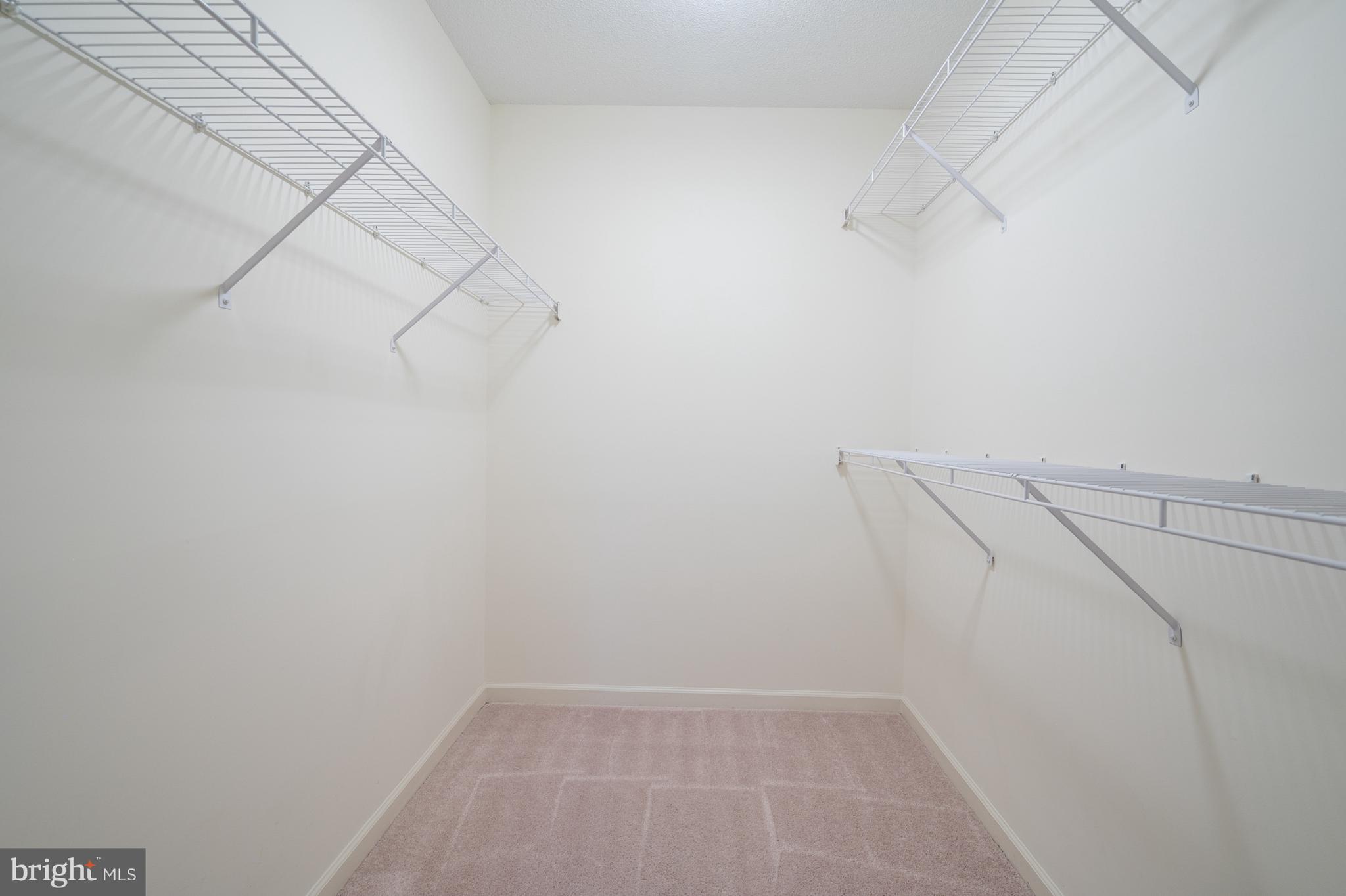 SOUTH GLEN - Residential