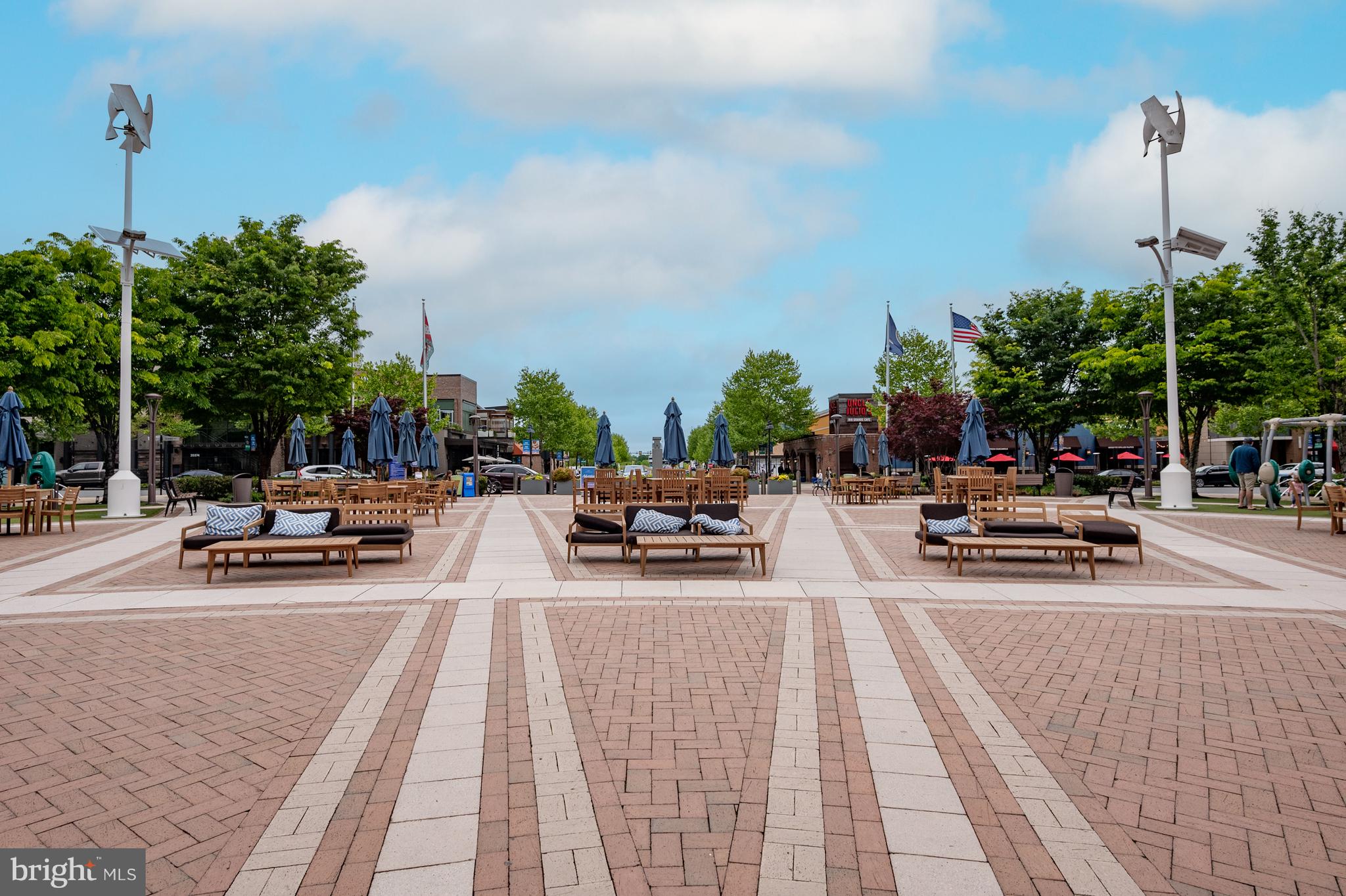 SOUTH GLEN - Residential