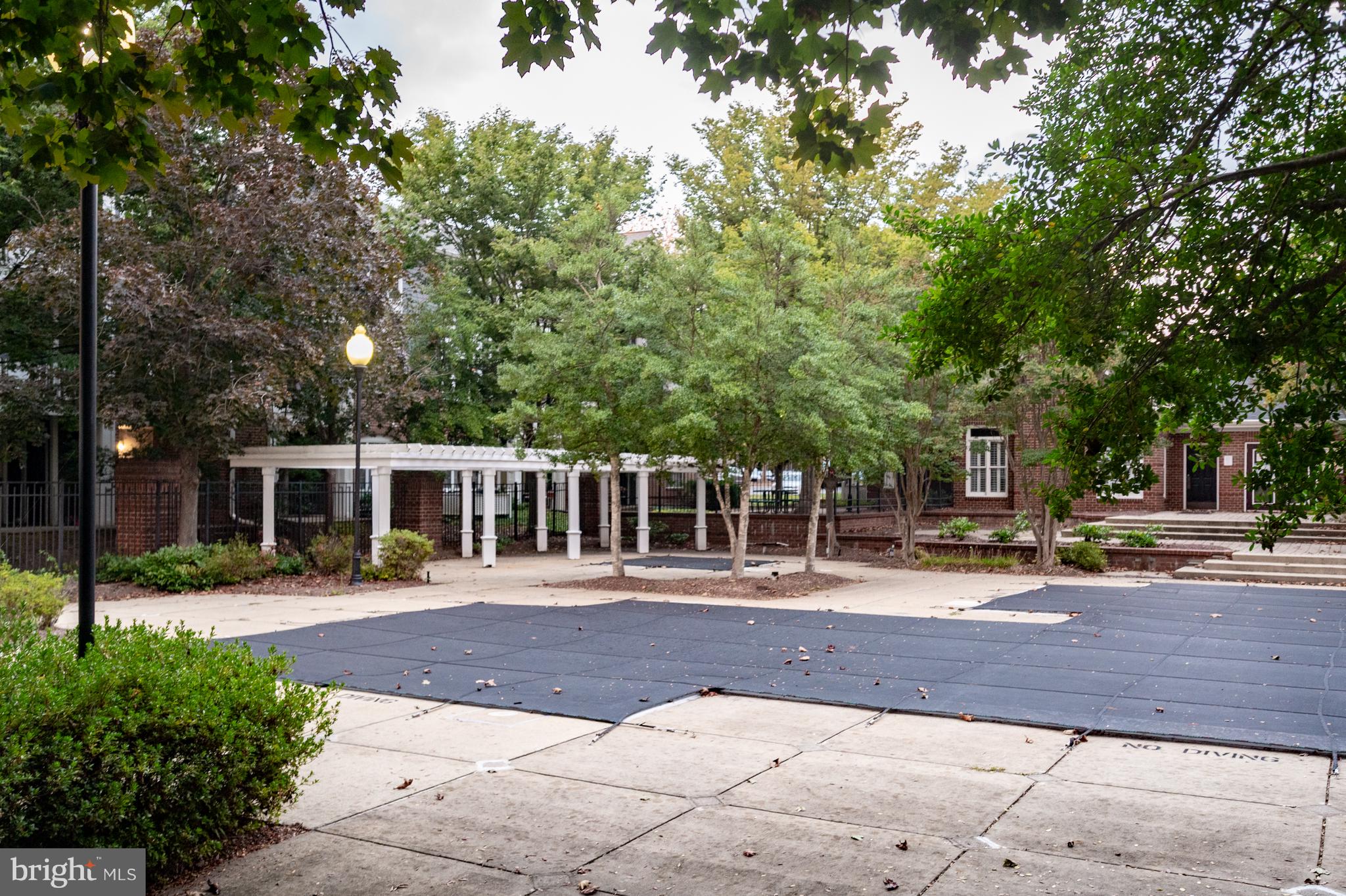 SOUTH GLEN - Residential