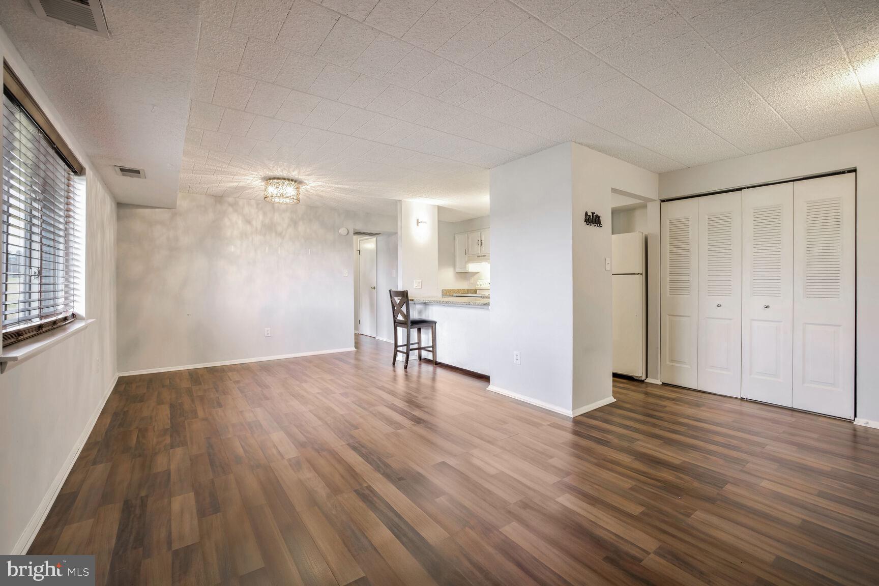 AMBERTOWNE - Residential Lease