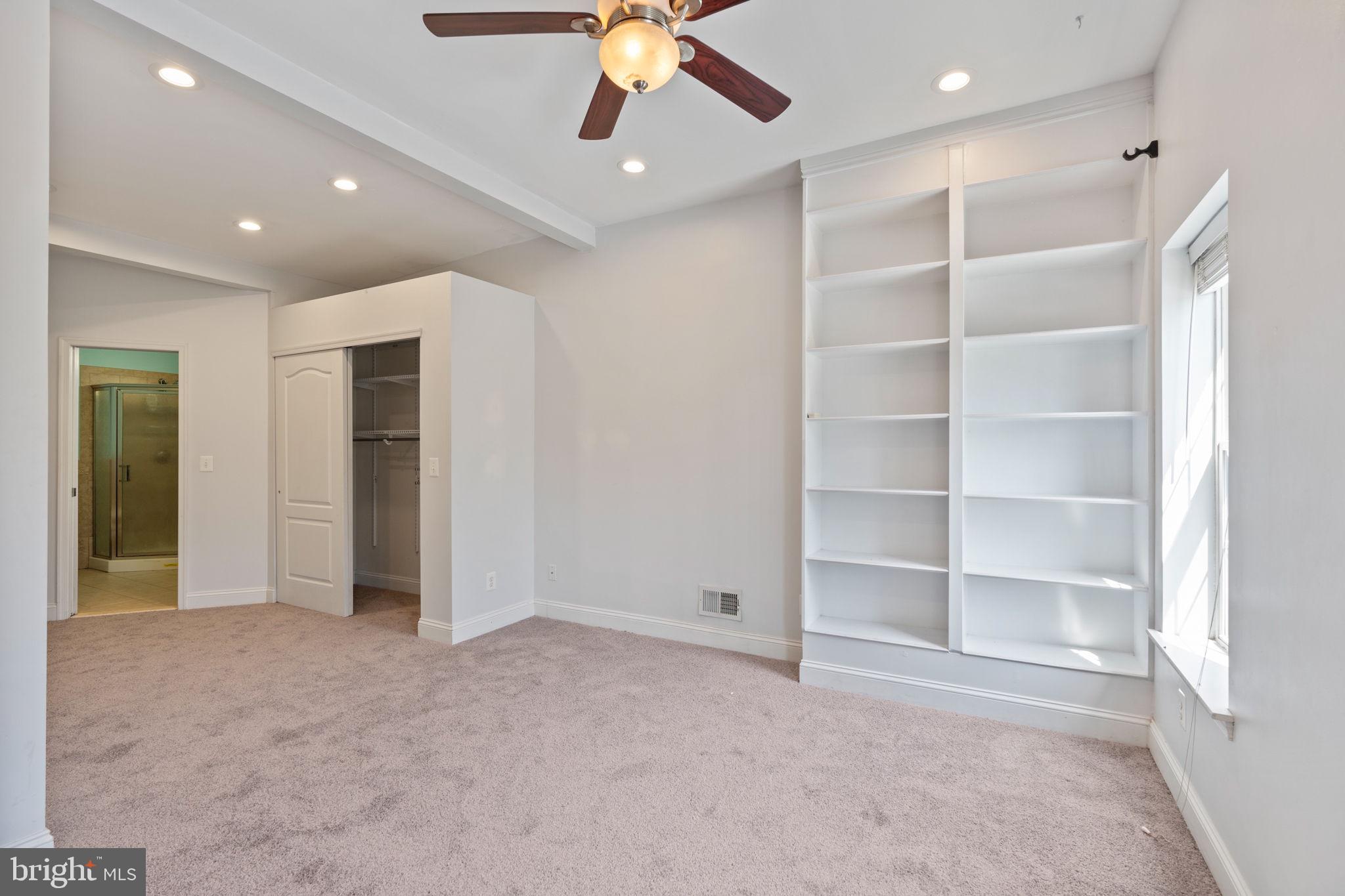 RIVERSIDE PARK - Residential