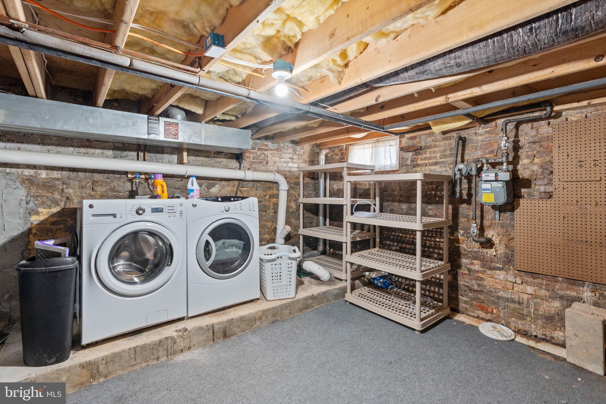 RIVERSIDE PARK - Residential