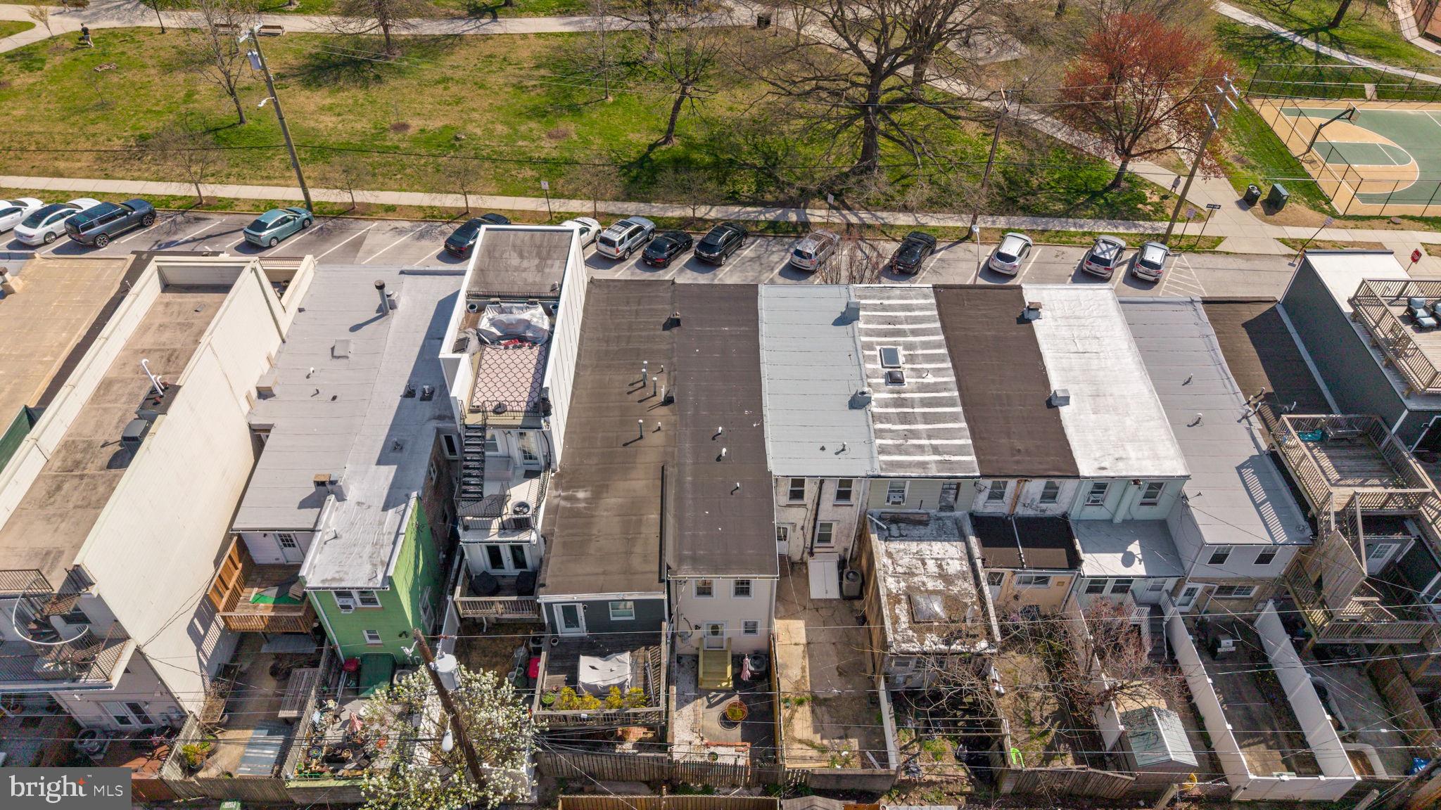 RIVERSIDE PARK - Residential