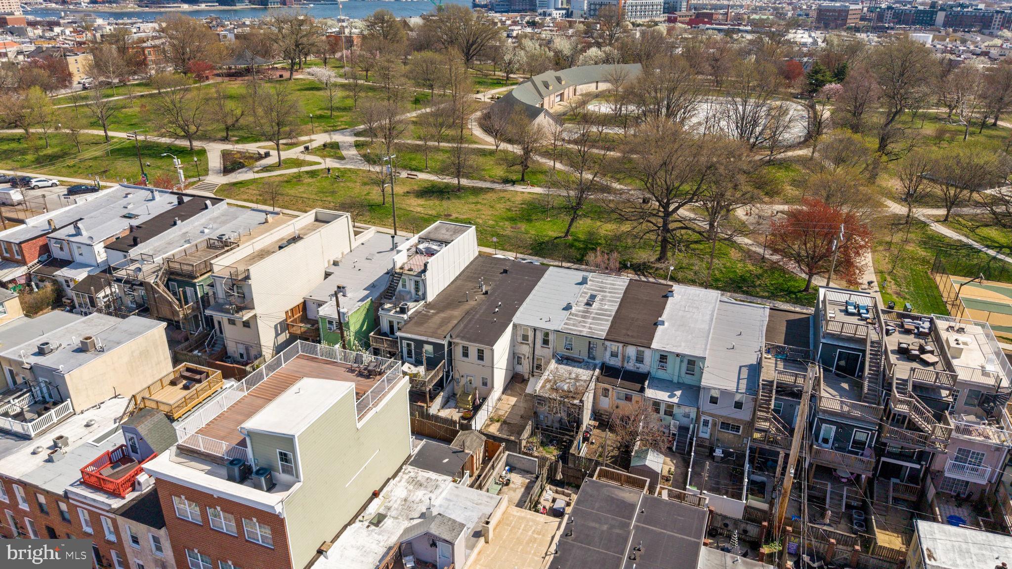 RIVERSIDE PARK - Residential