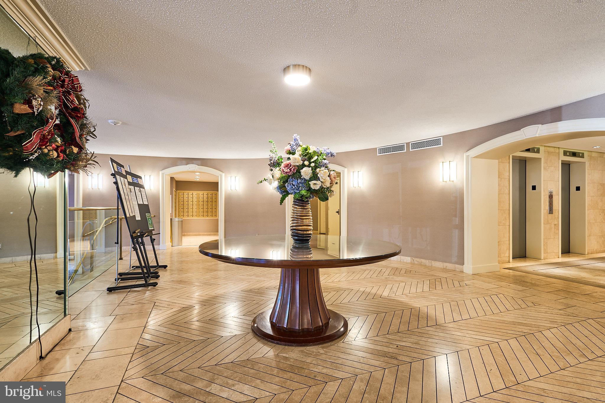 ROTONDA - Residential