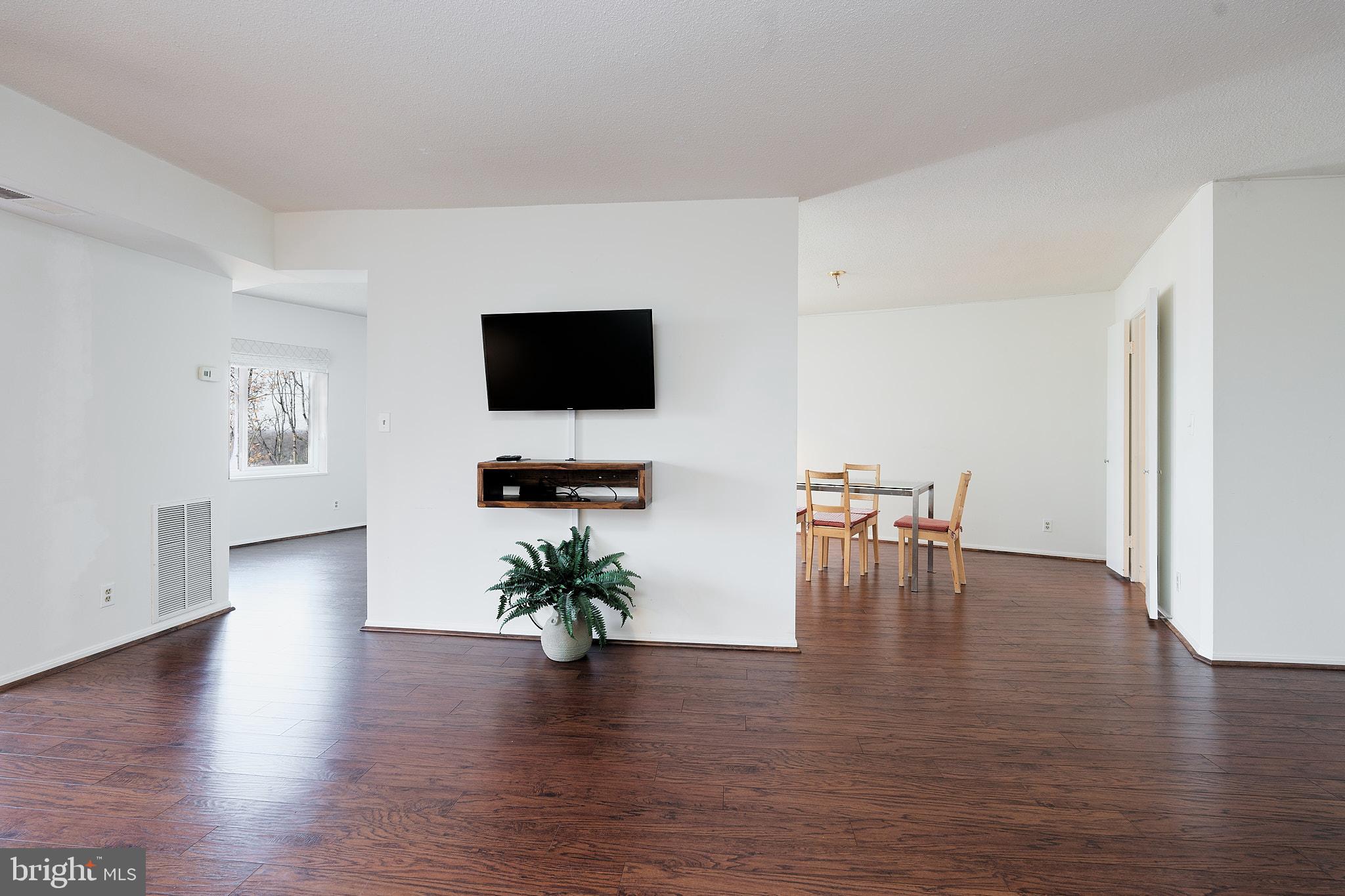 ROTONDA - Residential