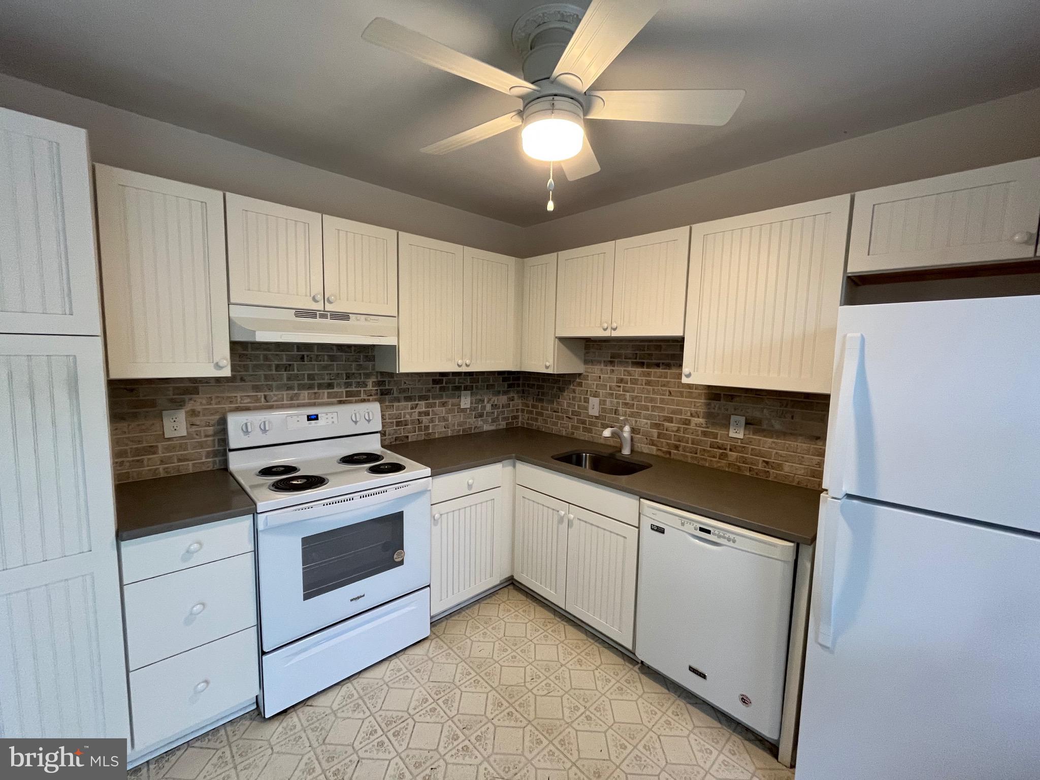 PATUXENT MANOR - Residential