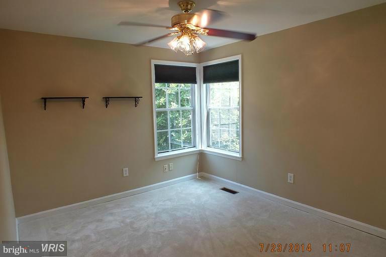 KINGSTOWNE - Residential Lease