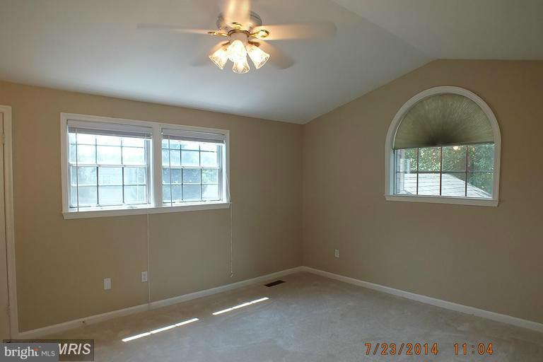 KINGSTOWNE - Residential Lease