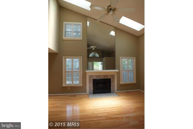 KINGSTOWNE - Residential Lease