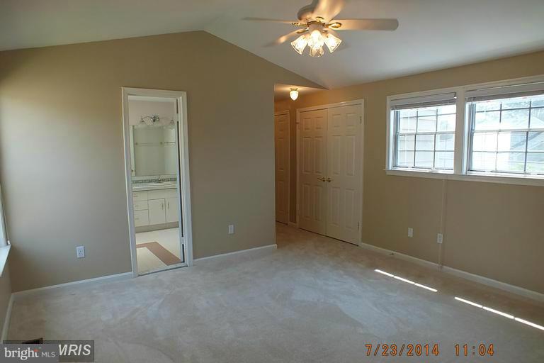 KINGSTOWNE - Residential Lease