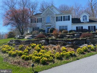THE MEADOWS - Residential