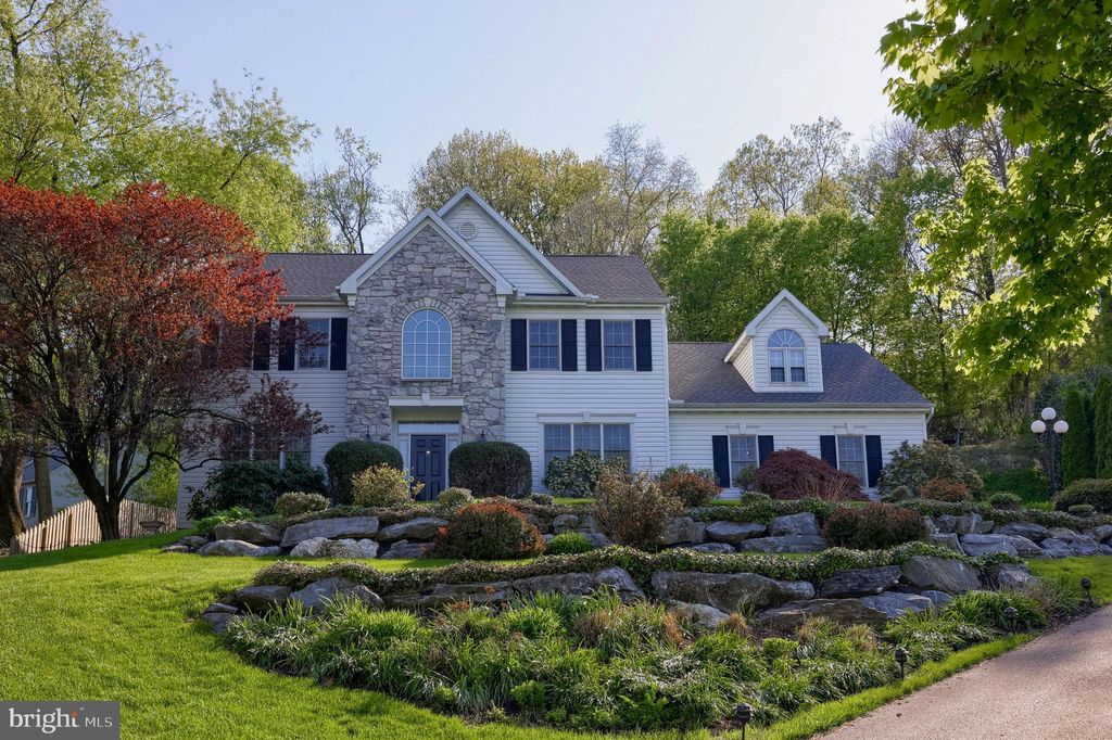 Photo of 1032 Sunwood Lane, LANCASTER, PA 17601 (MLS # PALA2086296)