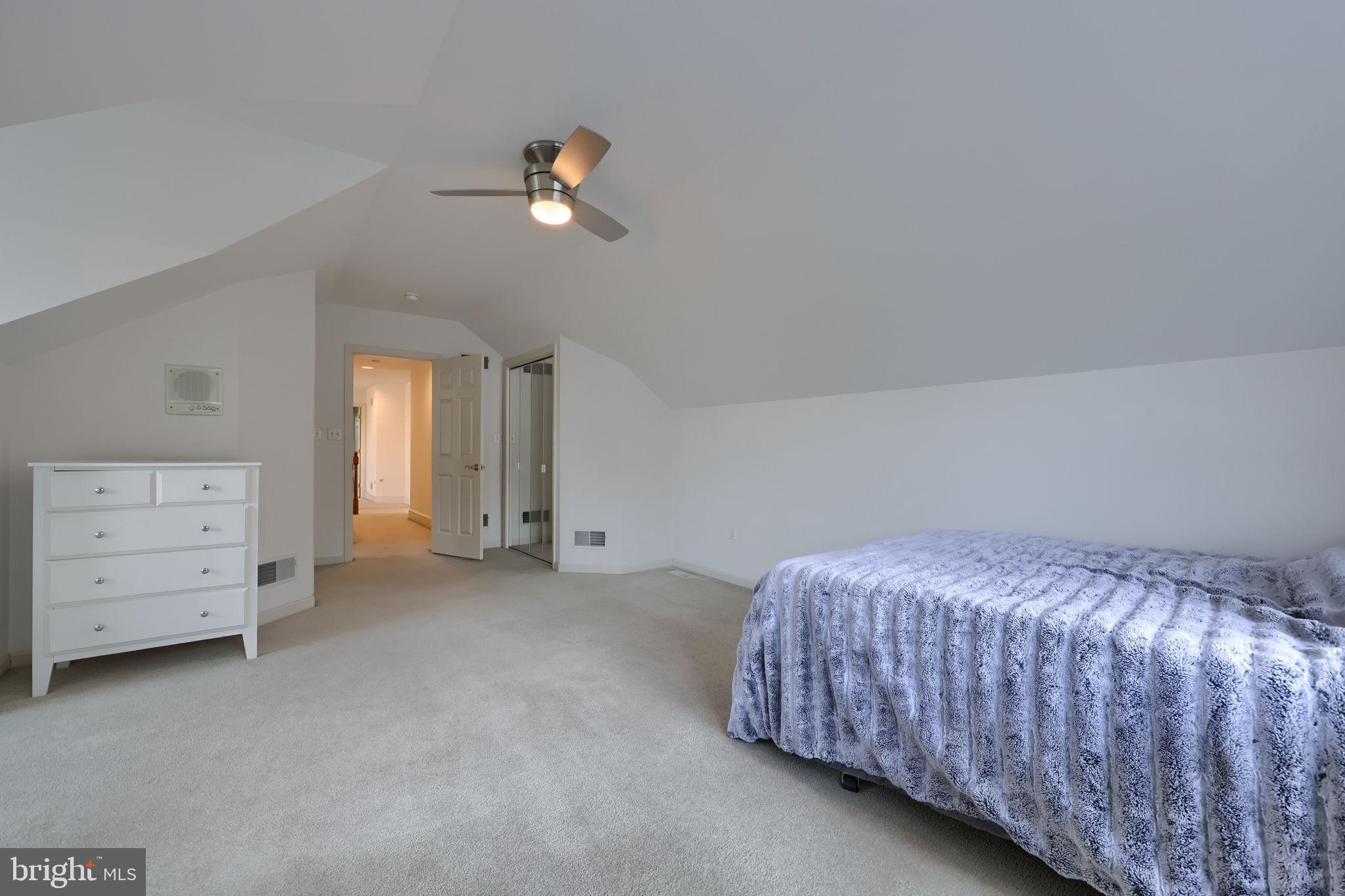 THE MEADOWS - Residential