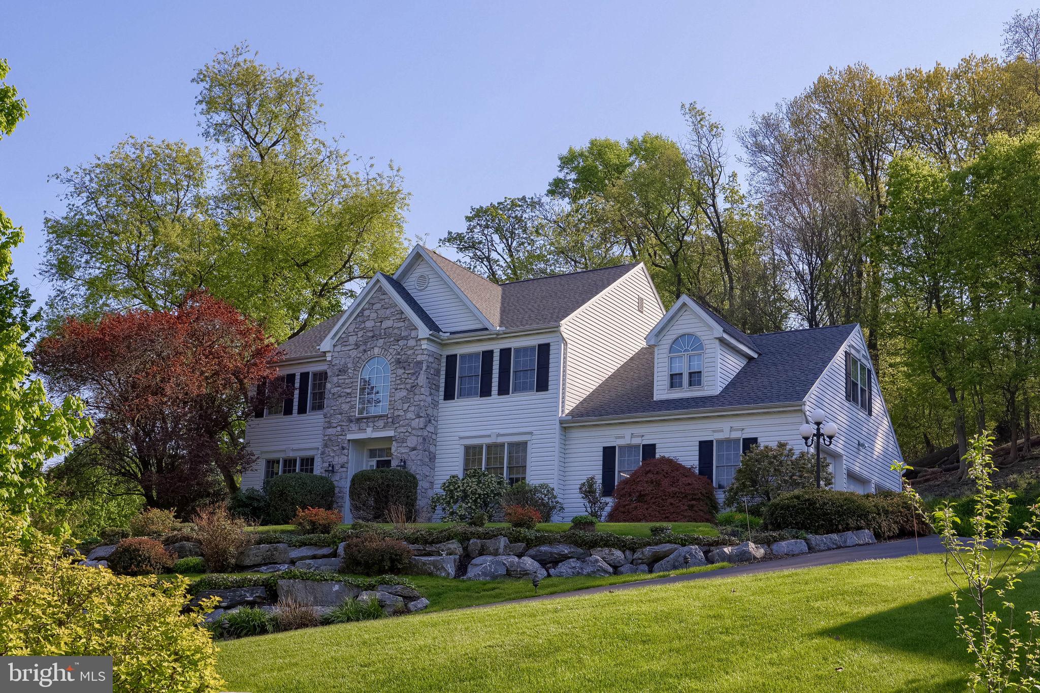 THE MEADOWS - Residential