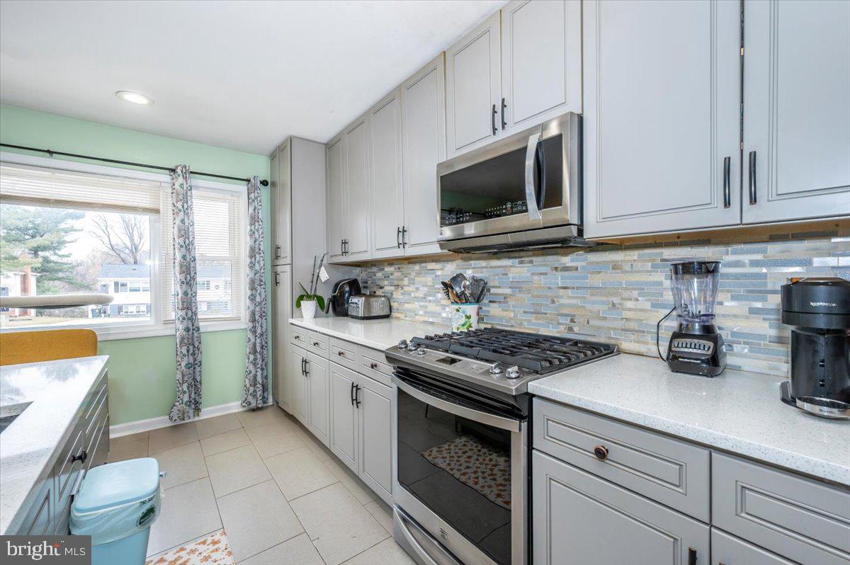 SUNNYSIDE - Residential