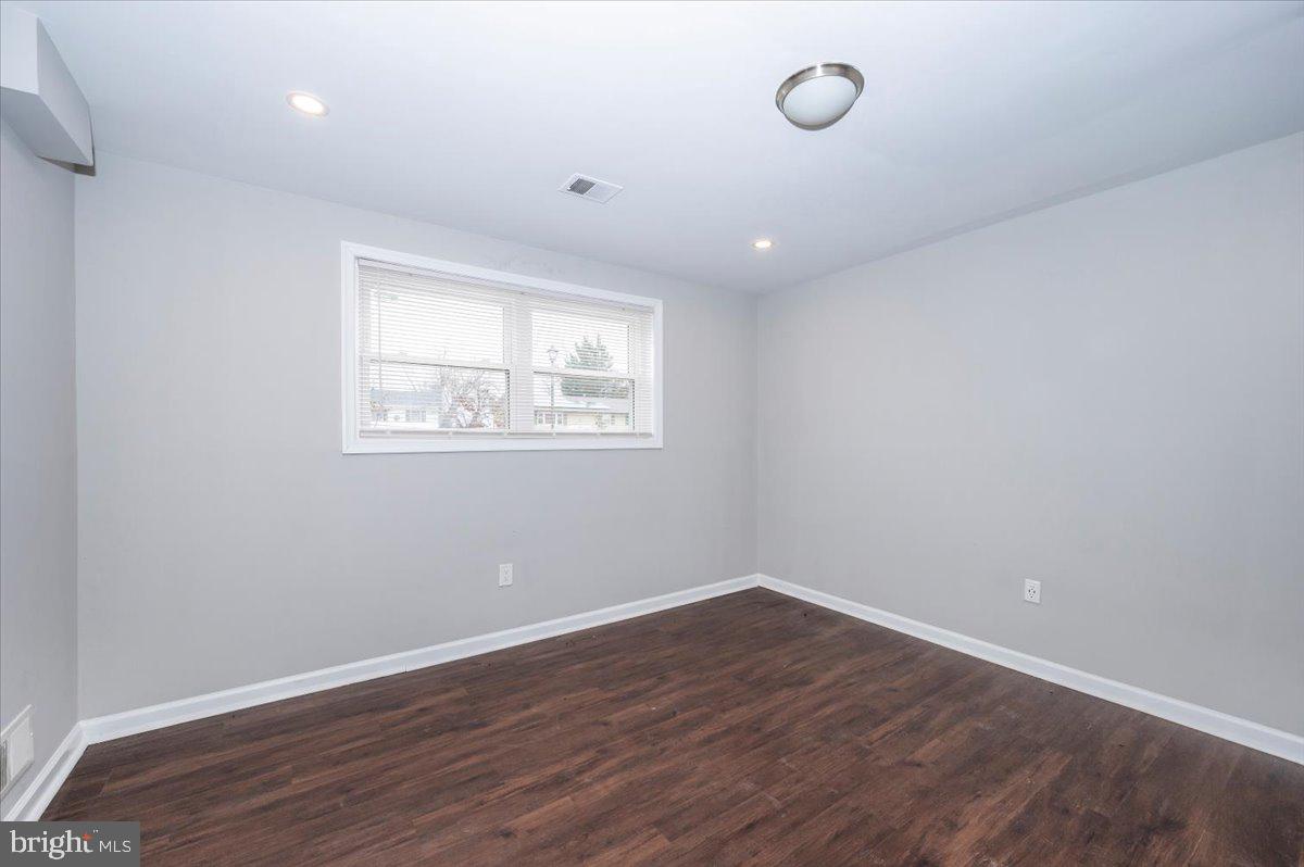 SUNNYSIDE - Residential