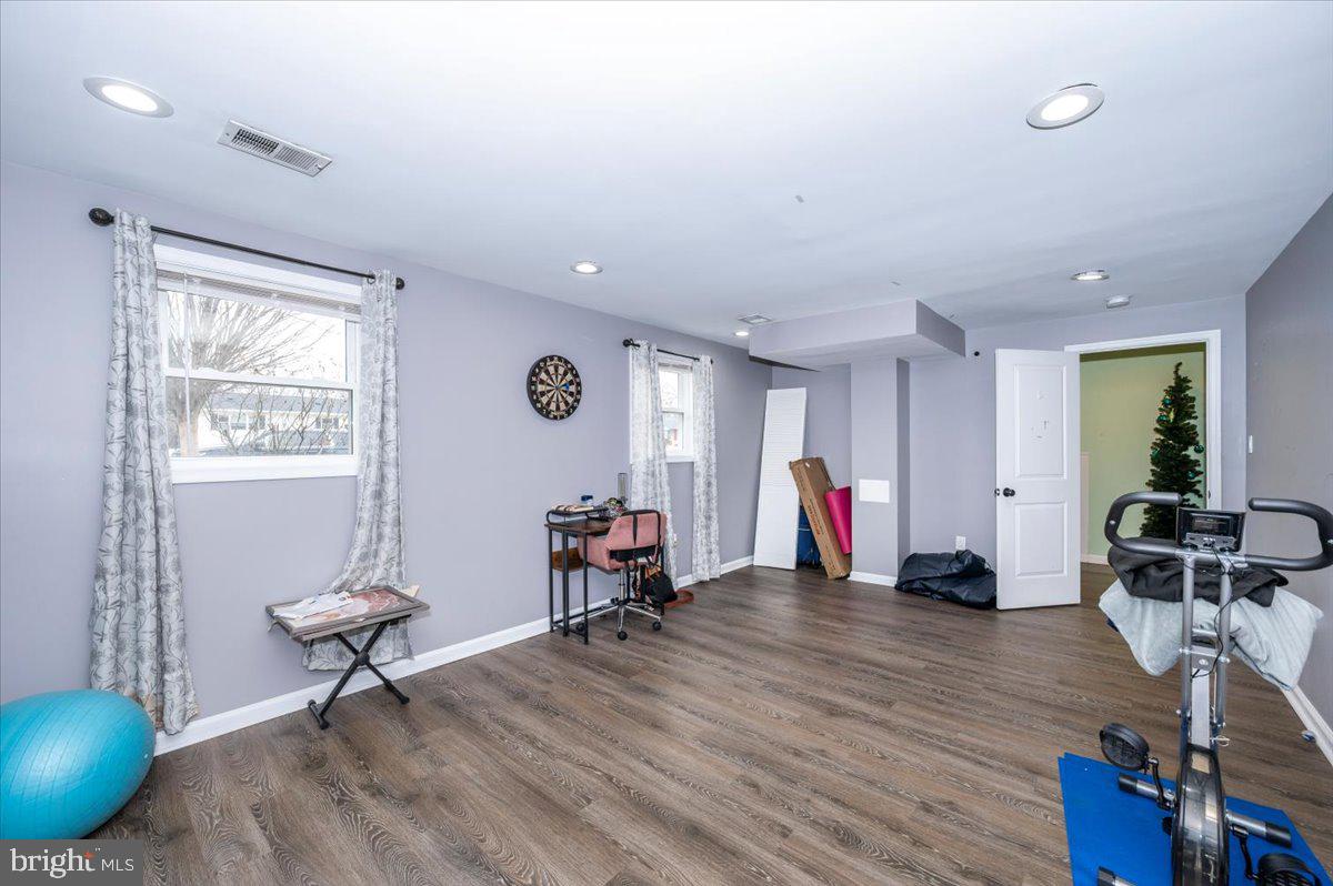 SUNNYSIDE - Residential