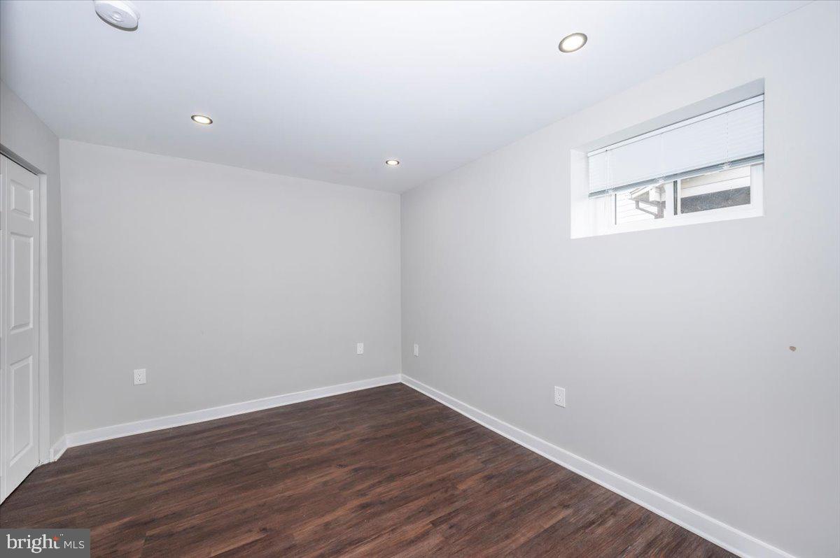 SUNNYSIDE - Residential