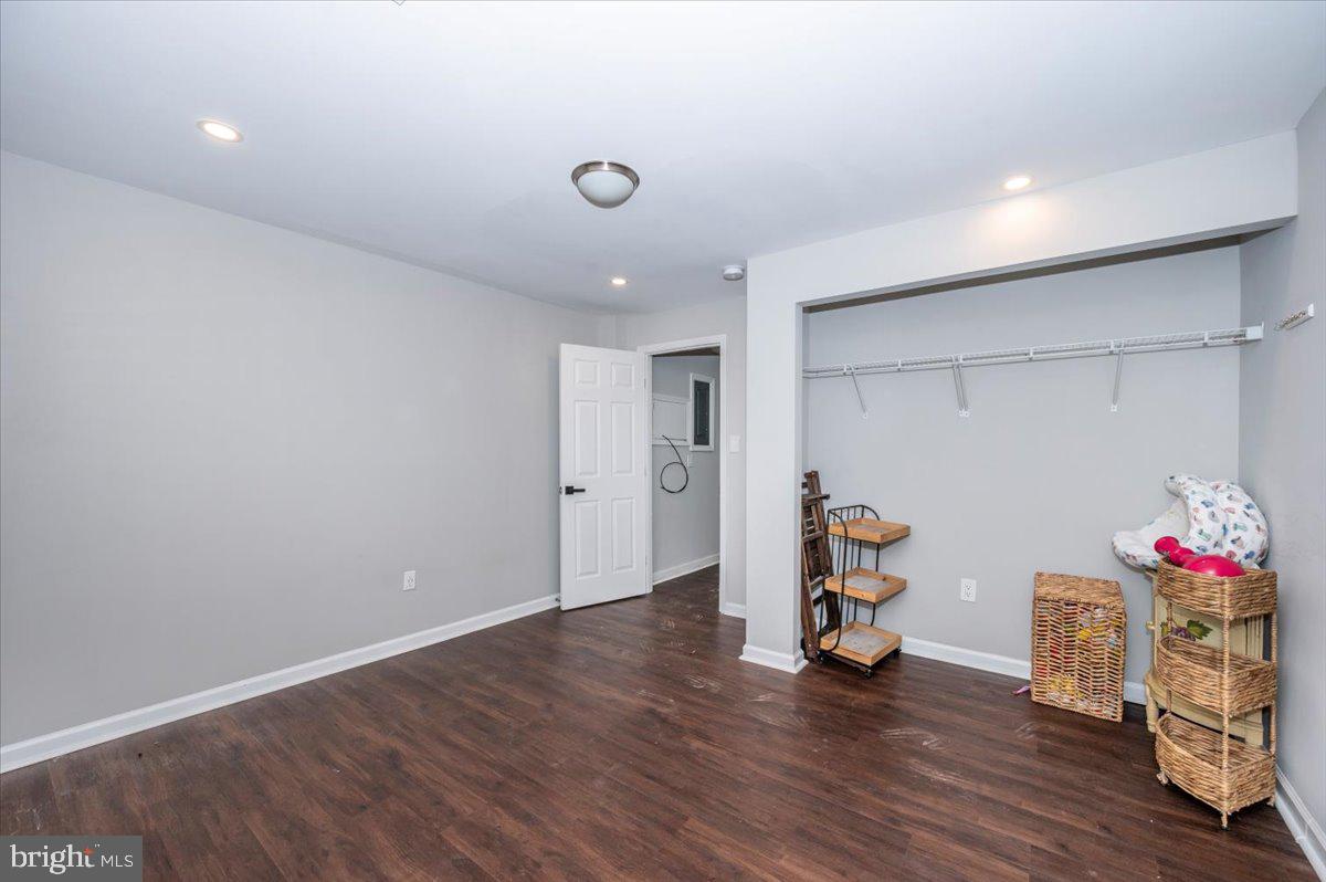 SUNNYSIDE - Residential